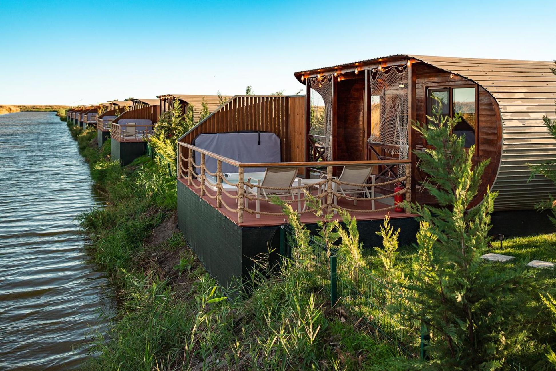 Argos Bungalow with private jacuzzi - Photo 16