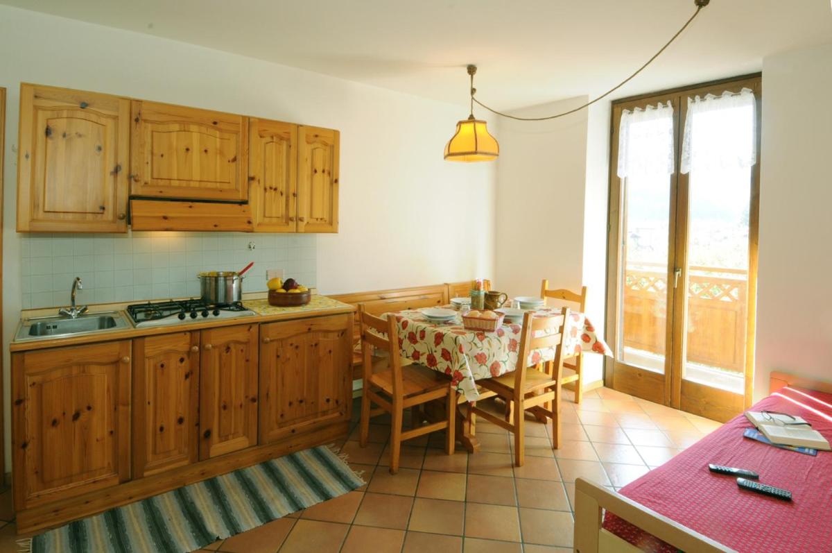 One-Bedroom Apartment (4 Adults) photo 3