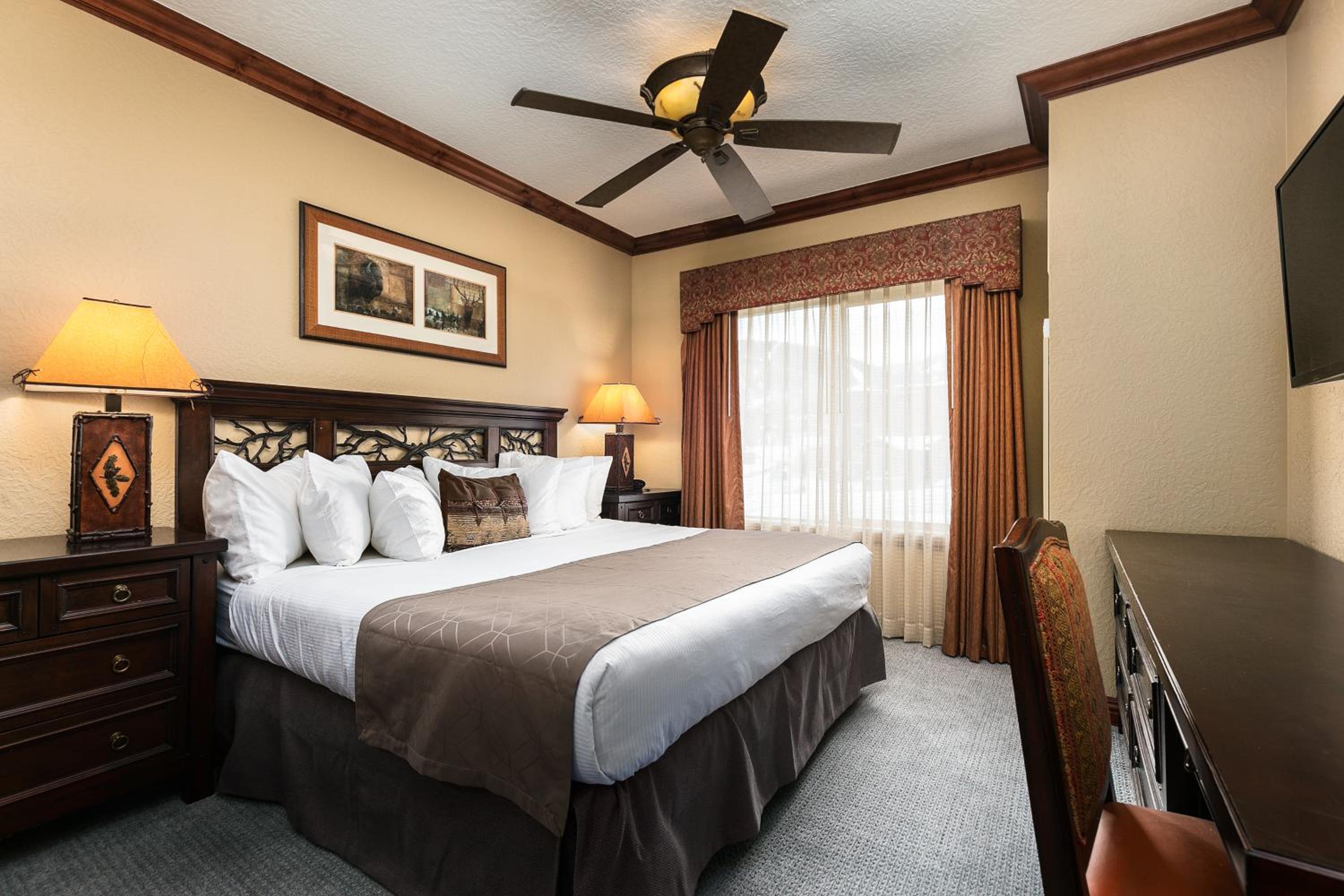One-Bedroom Suite