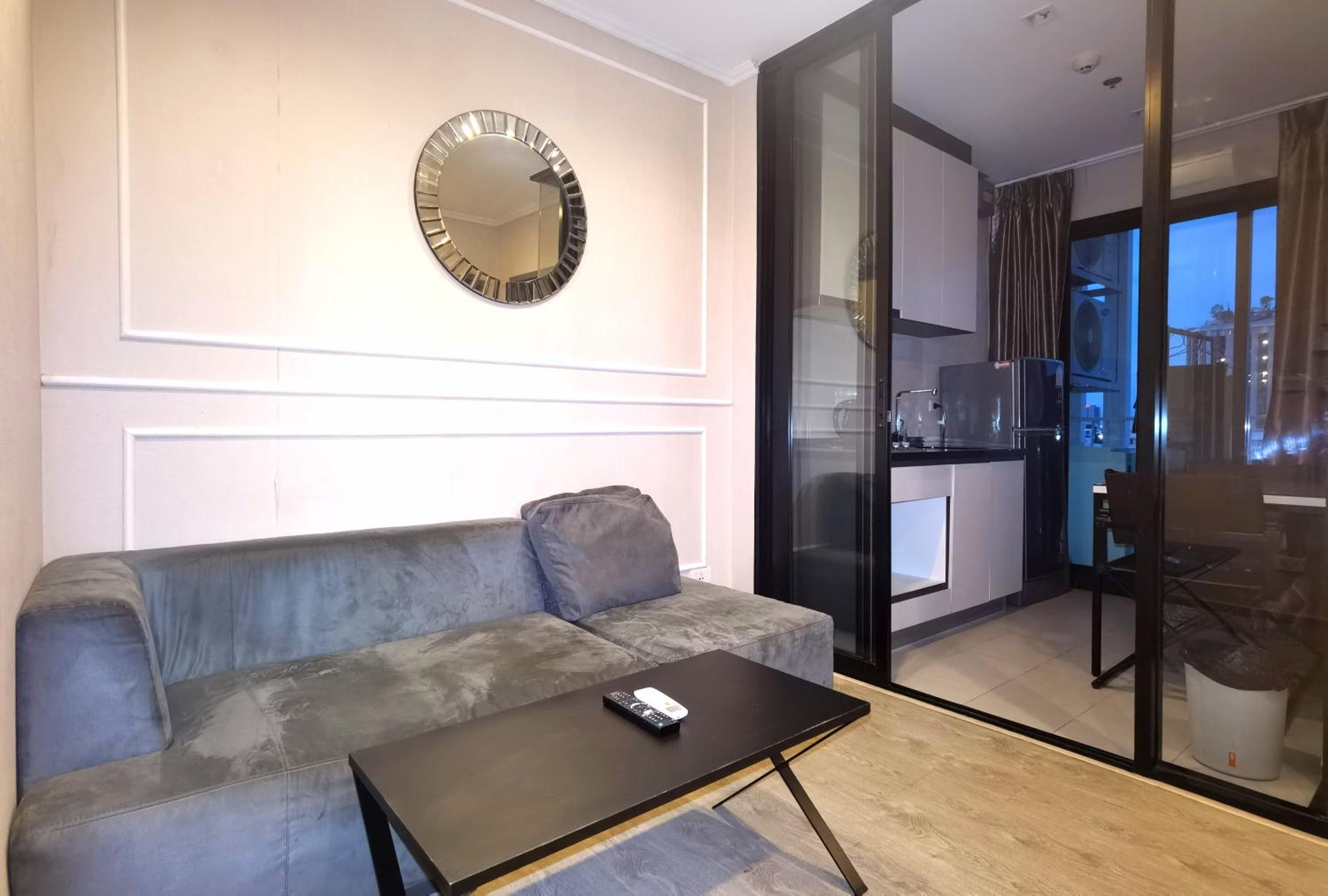 One-Bedroom Apartment with Balcony - Photo 10