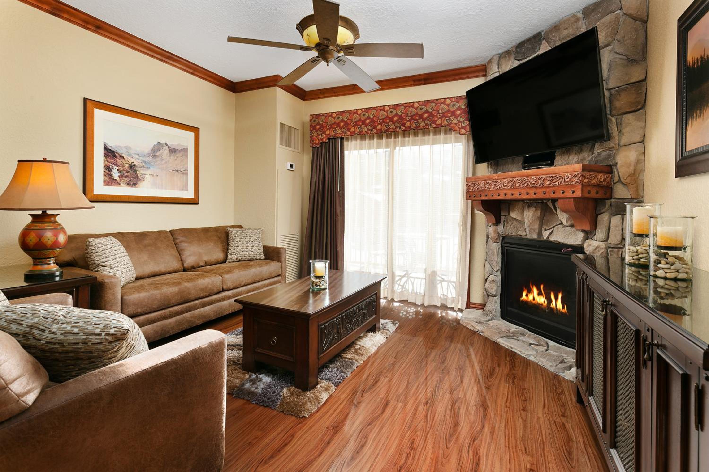 Two-Bedroom Suite photo 3
