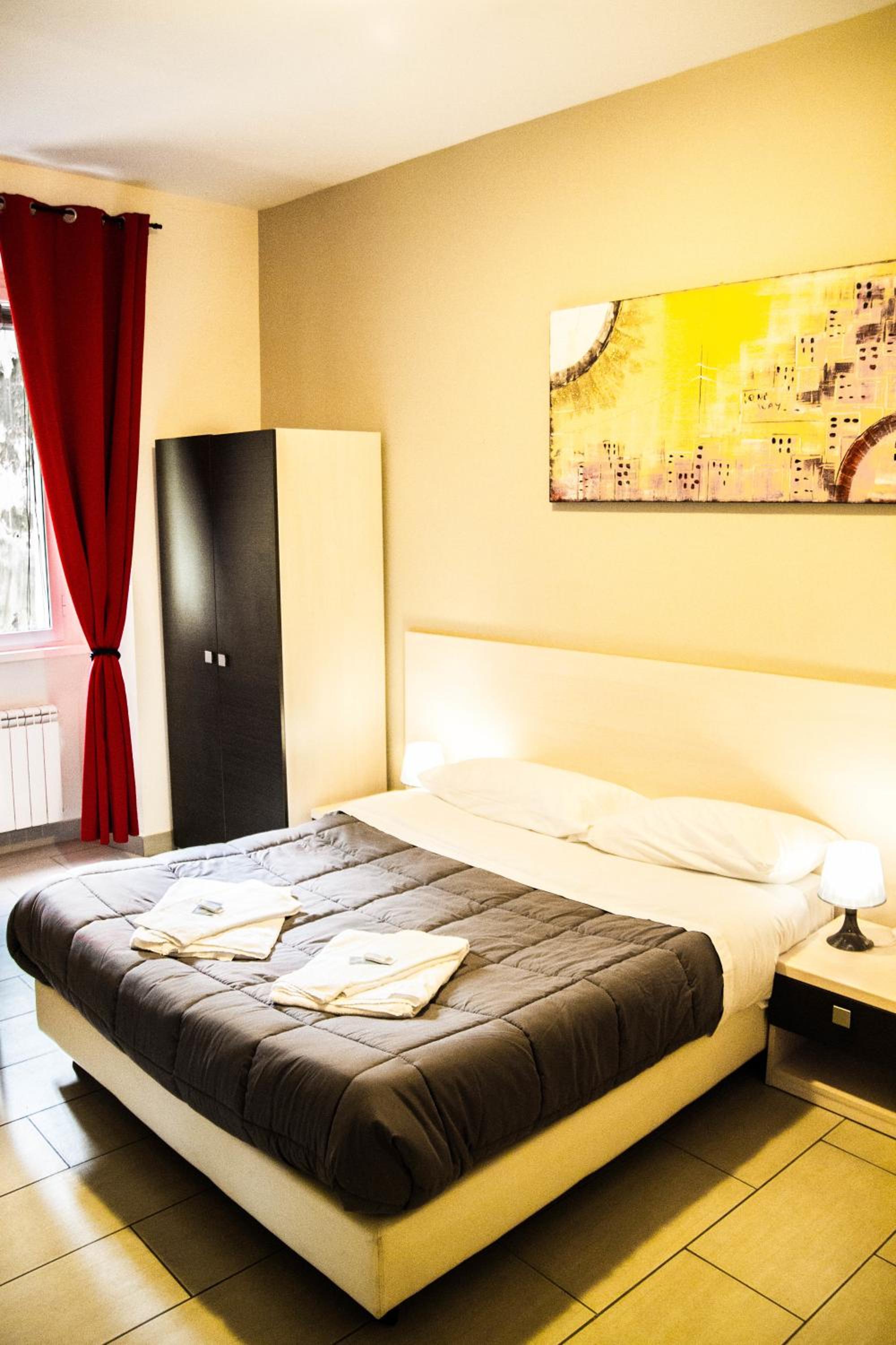 Double Room with Private Bathroom photo 2