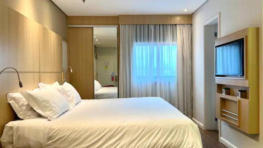 Deluxe Apartment - Photo 2