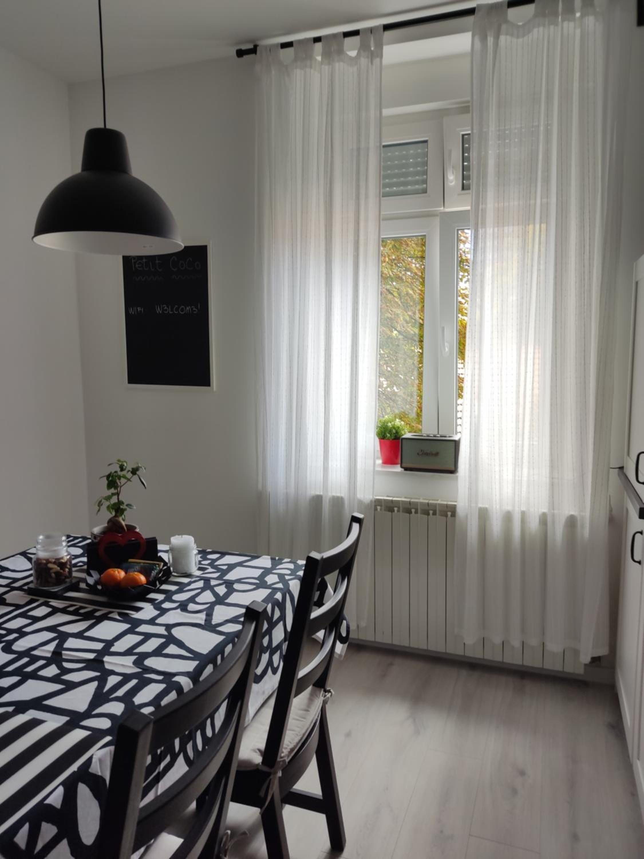 One-Bedroom Apartment - Photo 52