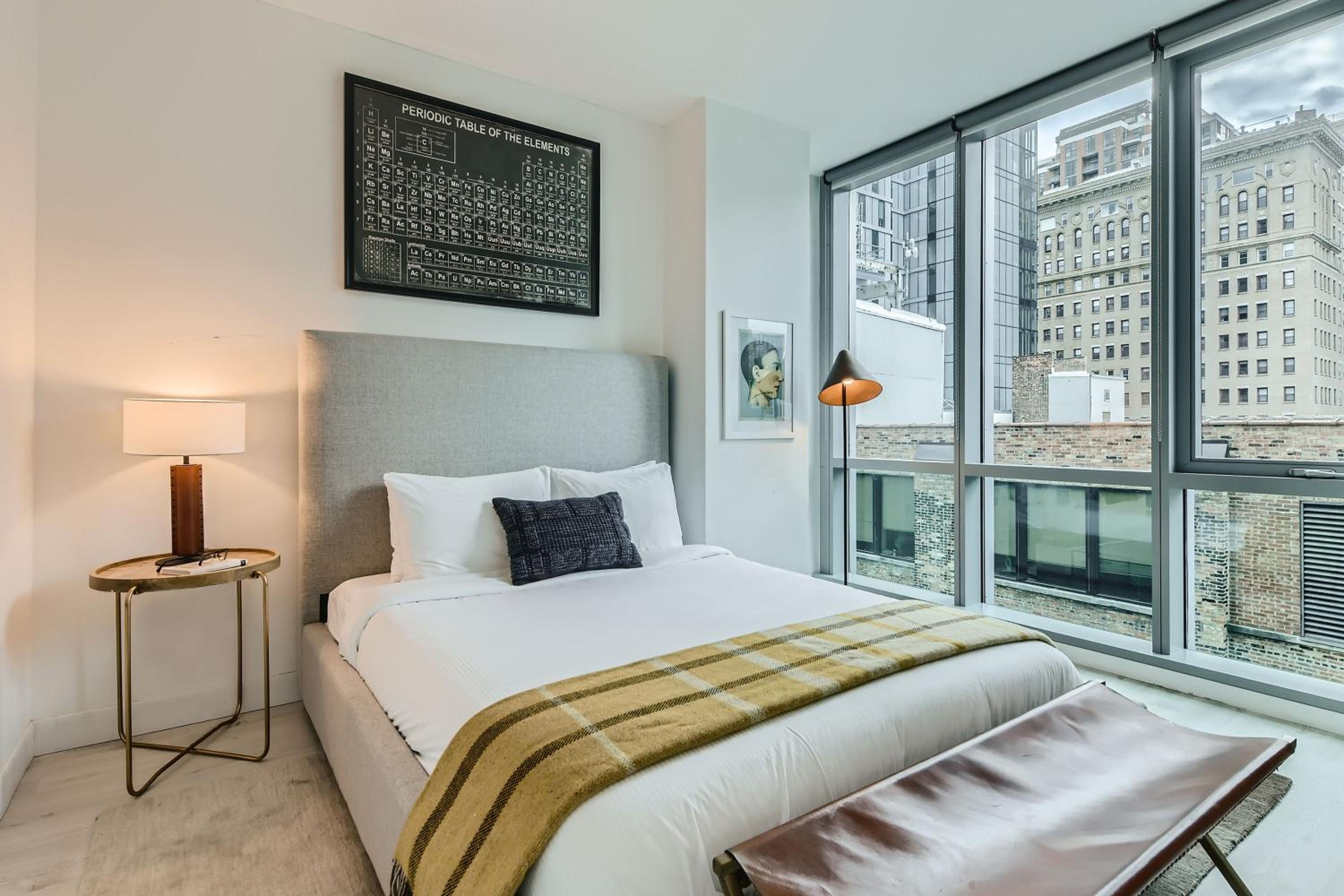 2 Bedroom Premium Apt in South Loop Chicago - Photo 4