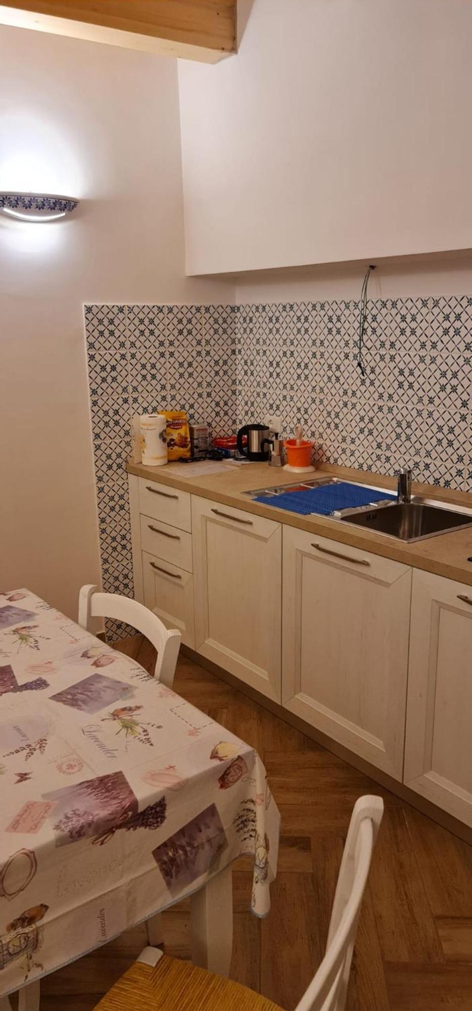 One-Bedroom Apartment - Photo 5