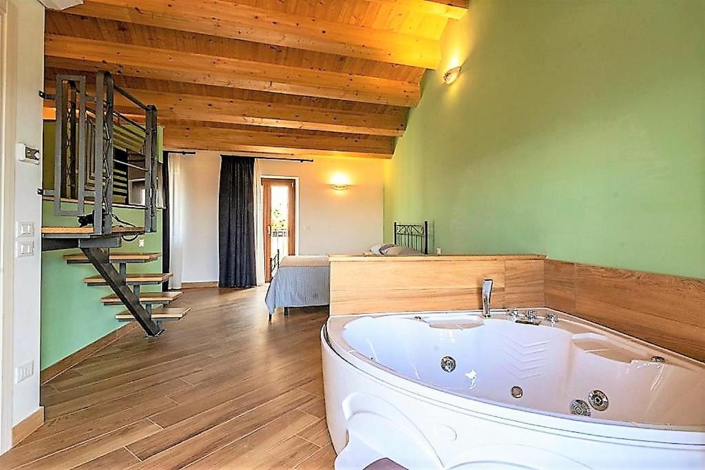 Penthouse Apartment - Photo 28
