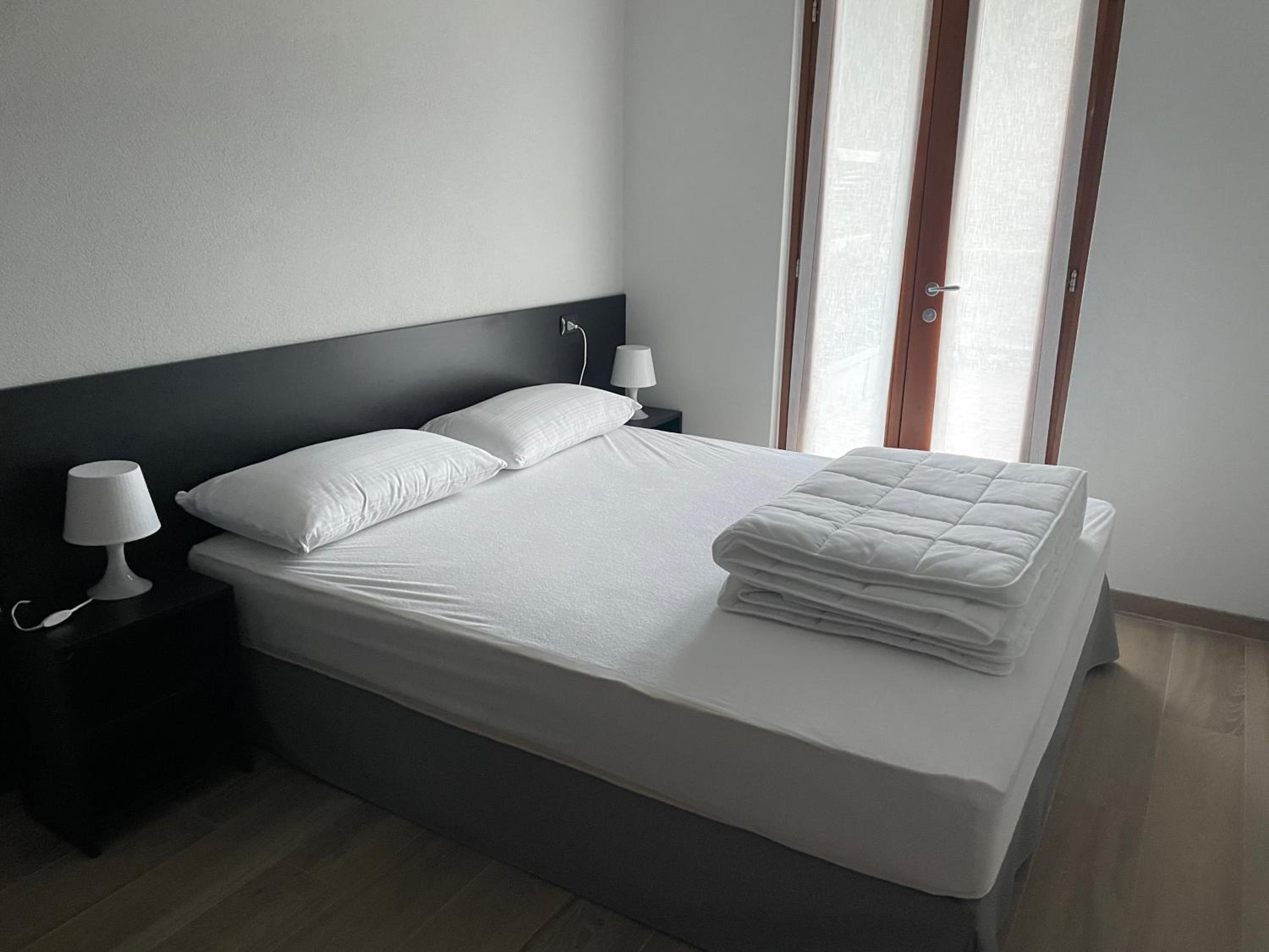 Apartment with Terrace photo 3