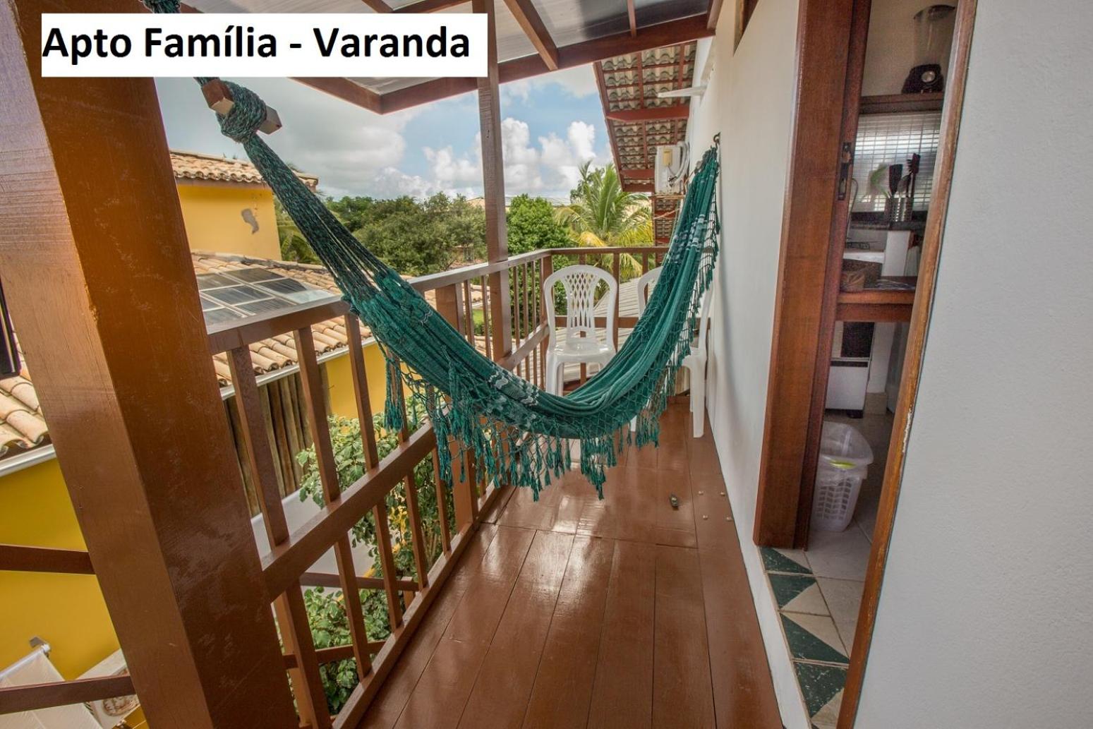 Family Apartment with Balcony photo 2