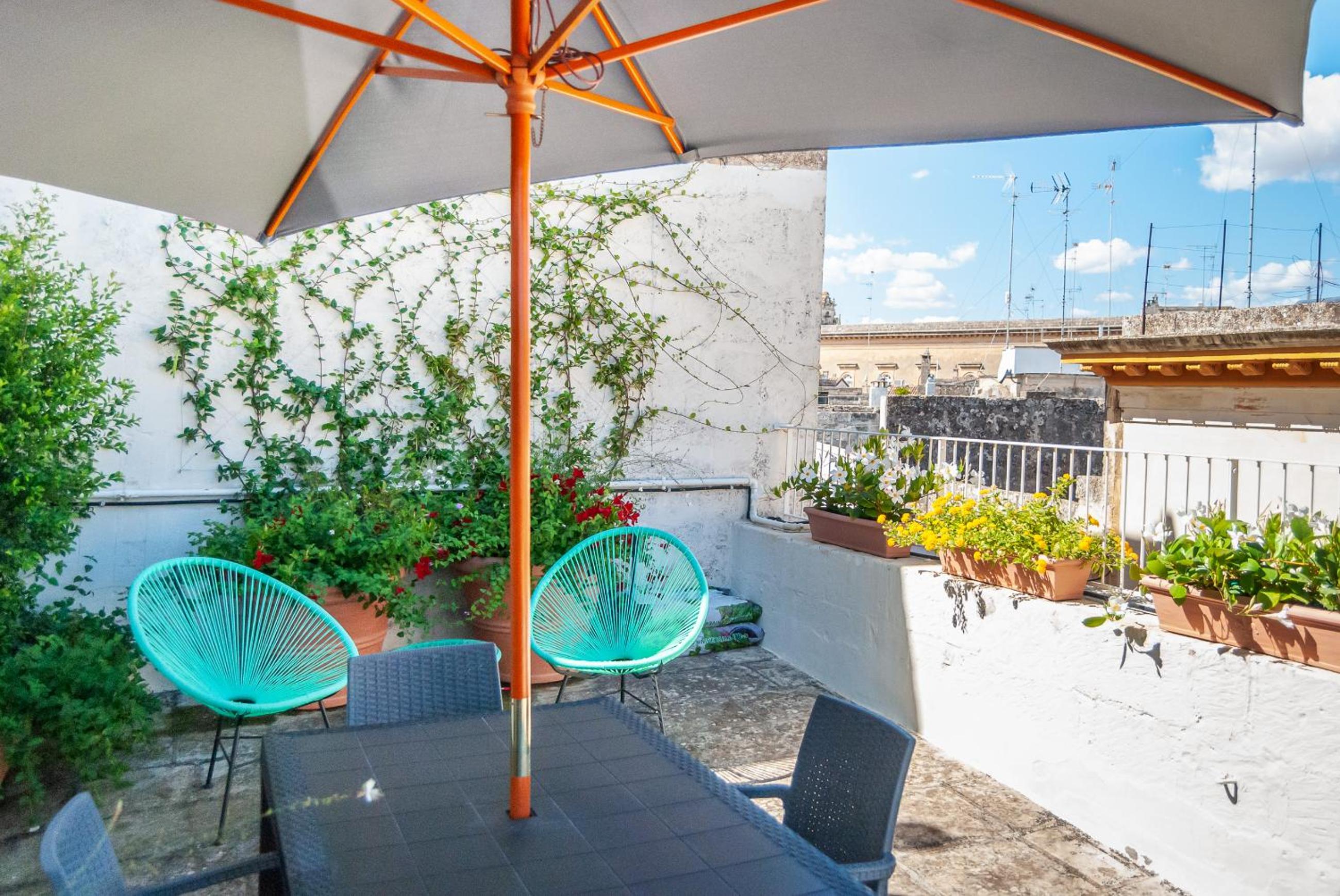 Studio with Terrace - Split Level - Photo 16
