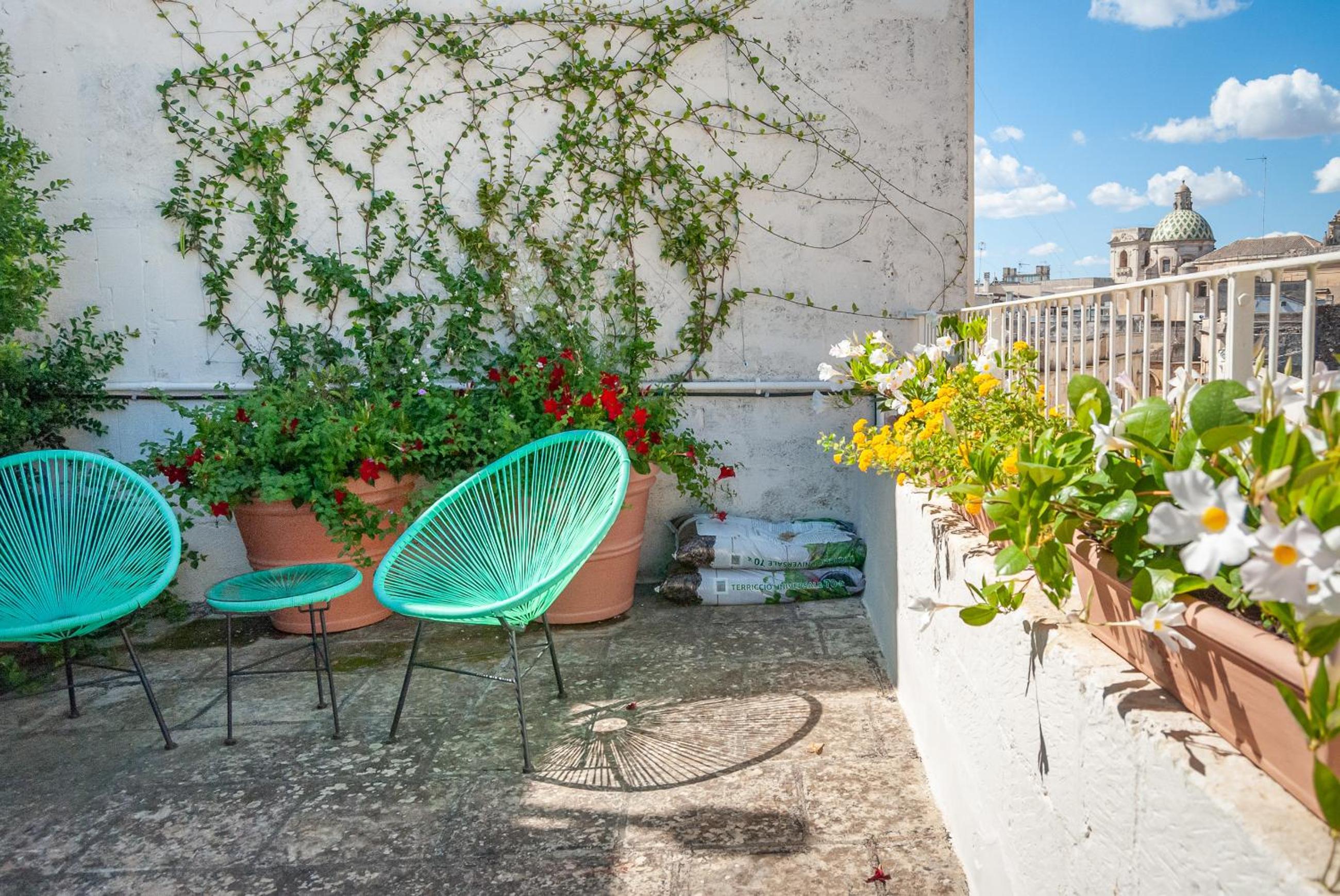 Studio with Terrace - Split Level - Photo 17
