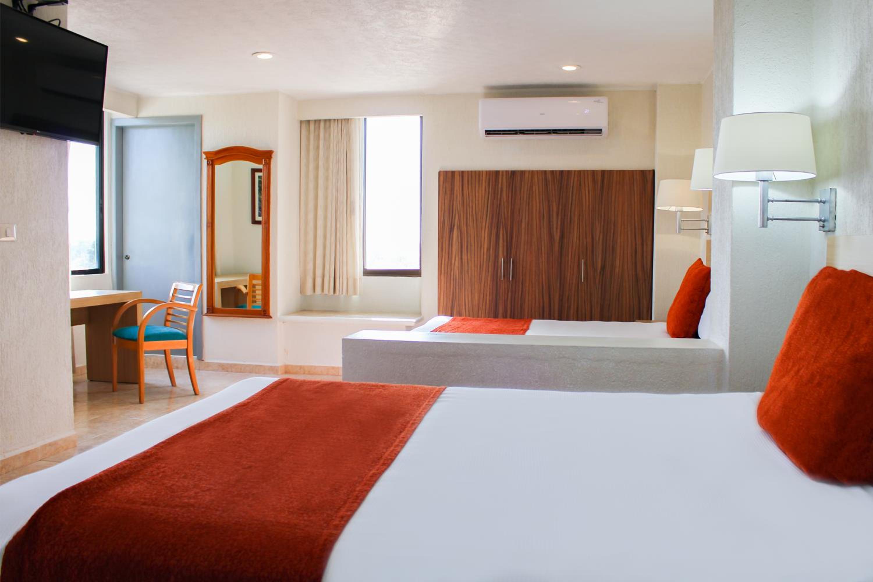 Junior Suite - Photo 1
