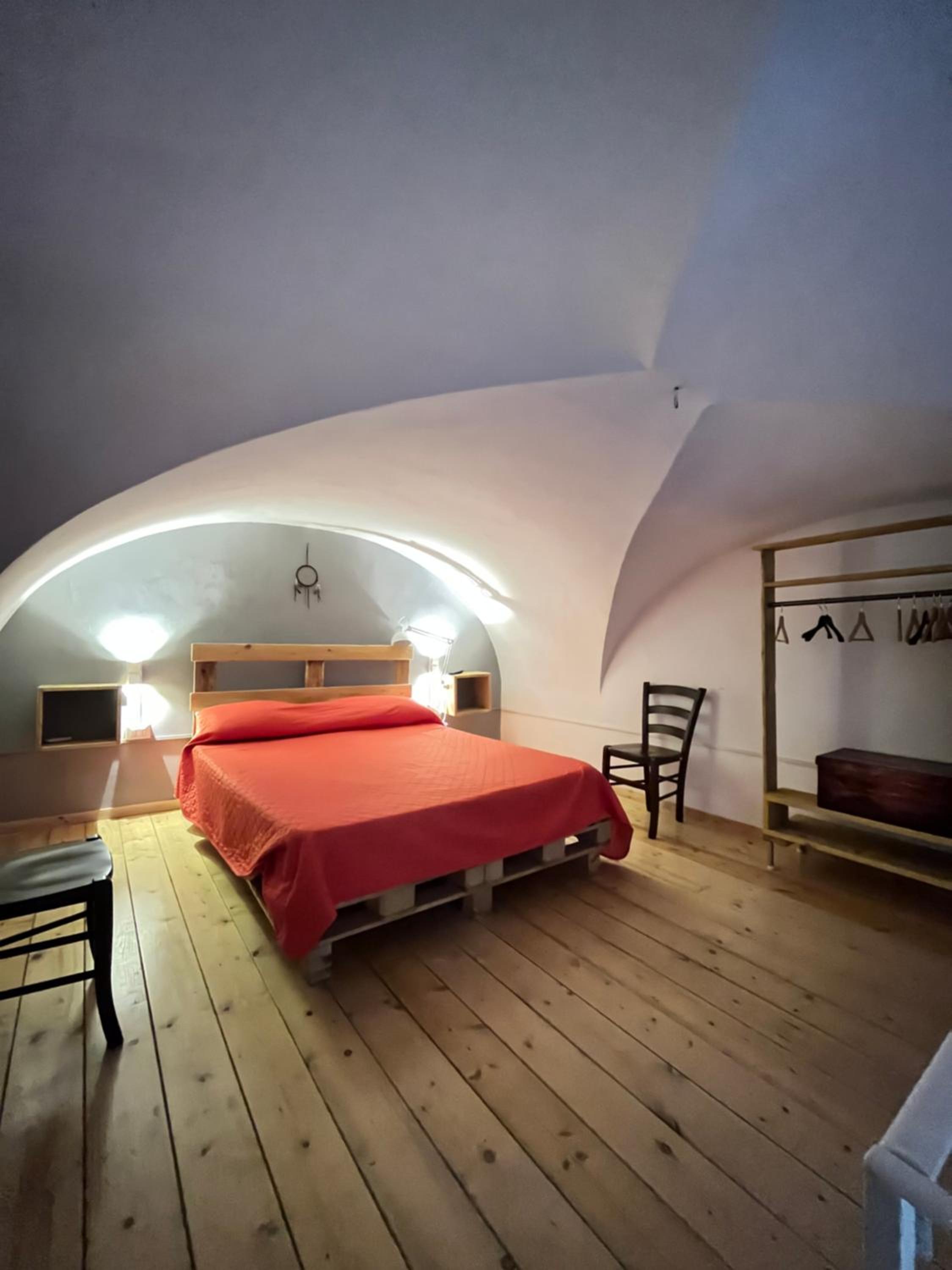 Two-Bedroom Apartment - Photo 1