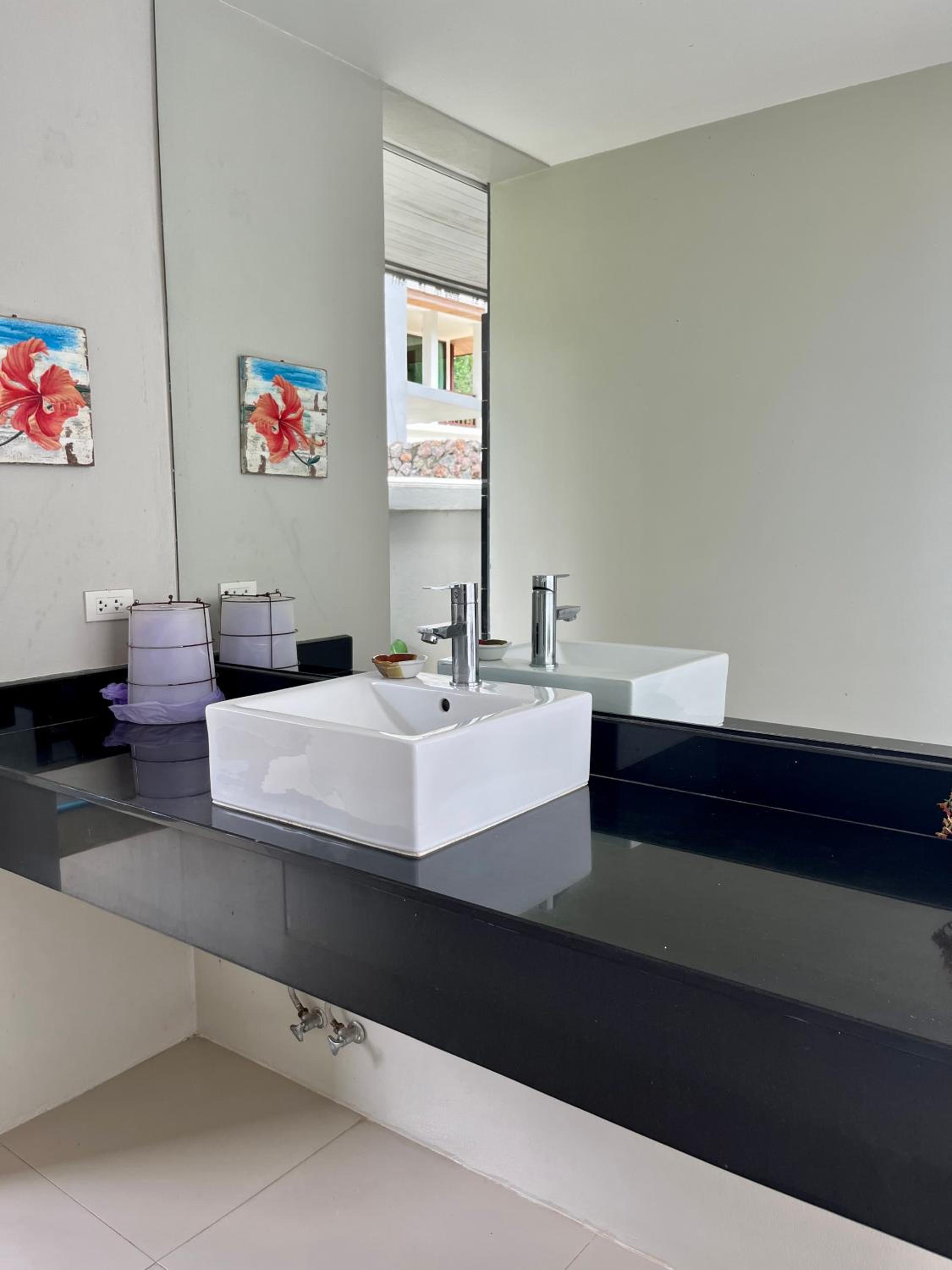 Two-Bedroom Villa - Photo 2