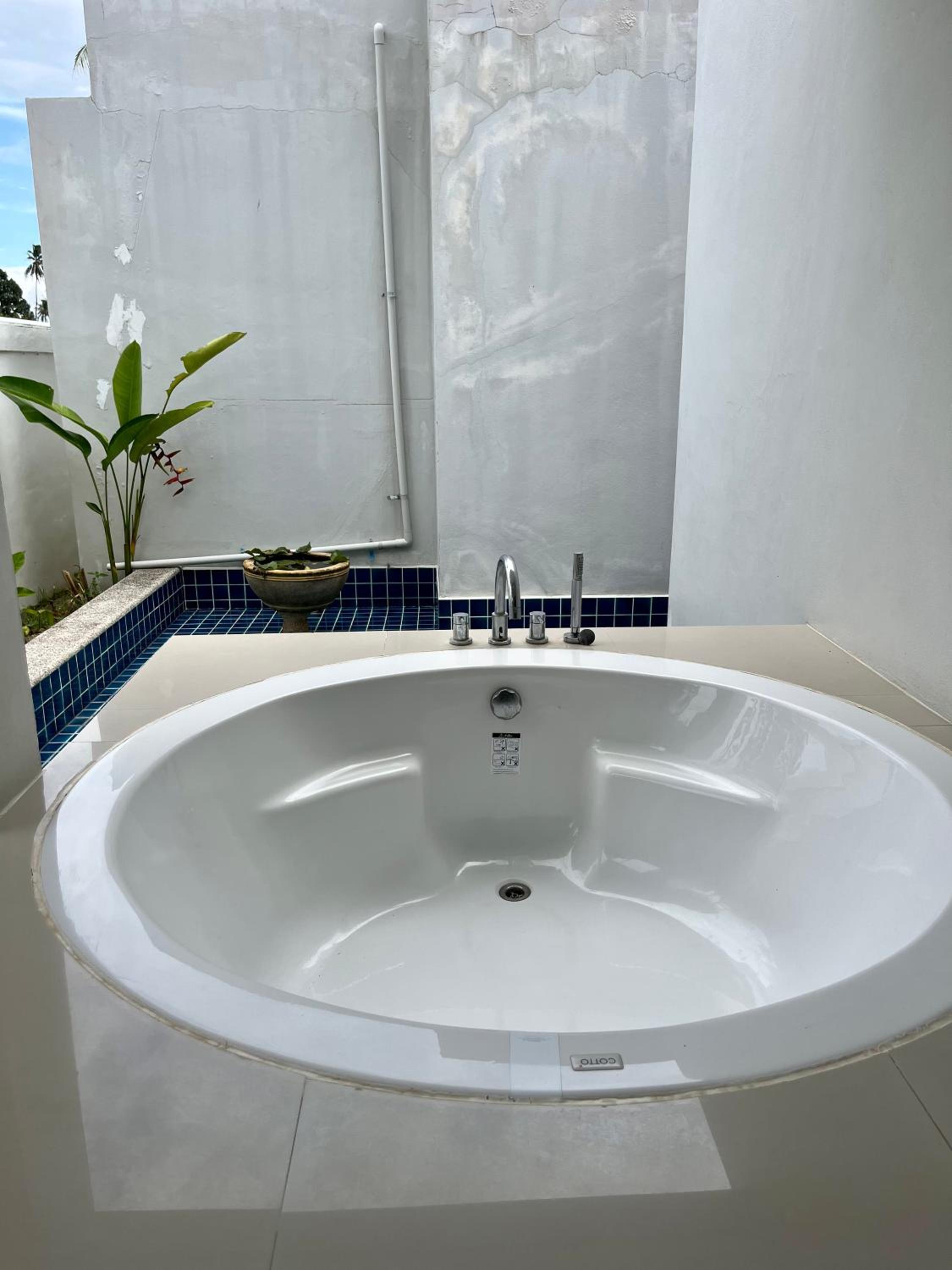 Two-Bedroom Villa - Photo 4