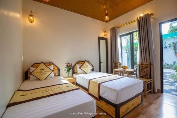 Twin Room with Pool View photo 1