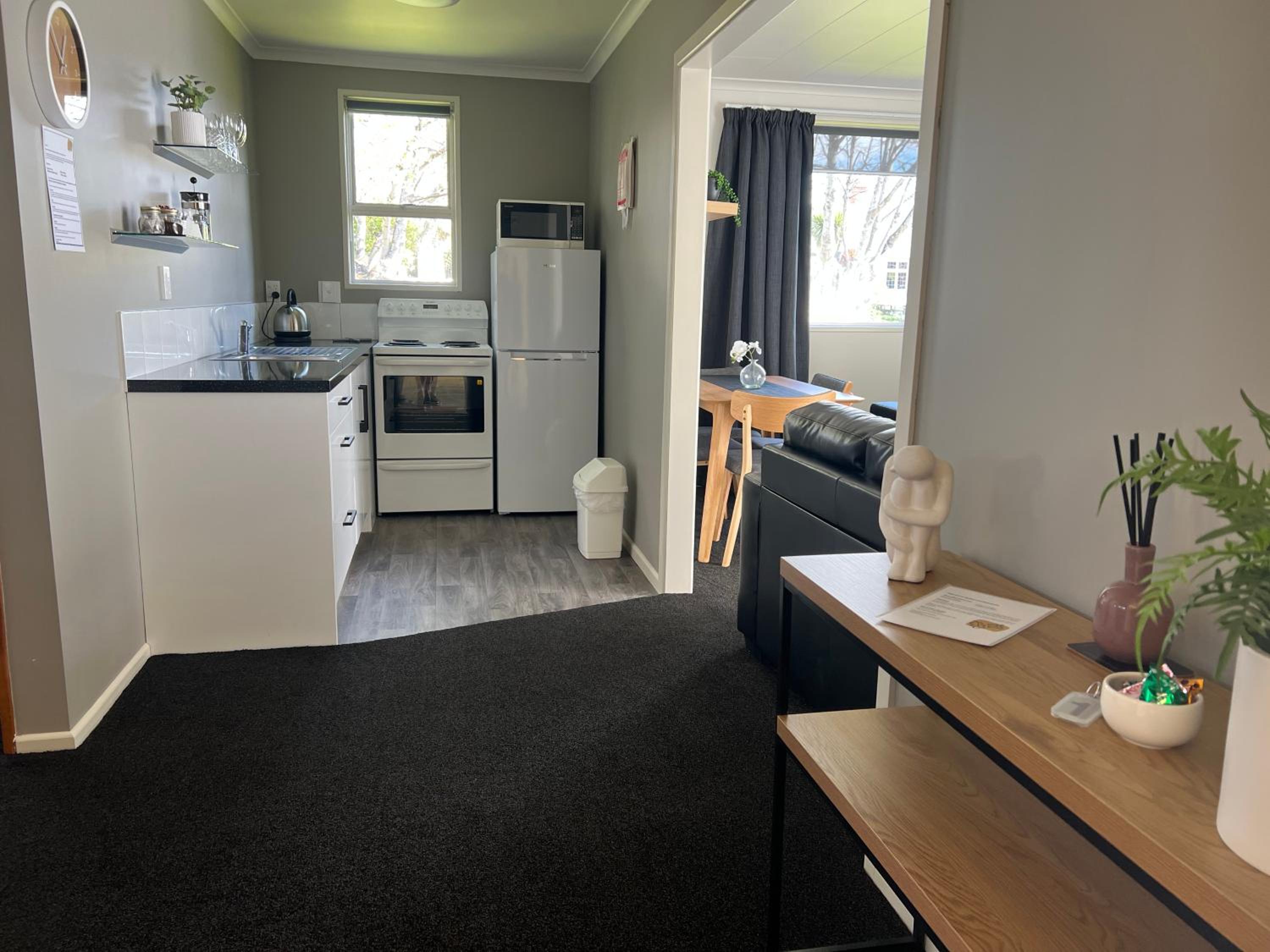 Two-Bedroom Apartment - Photo 16