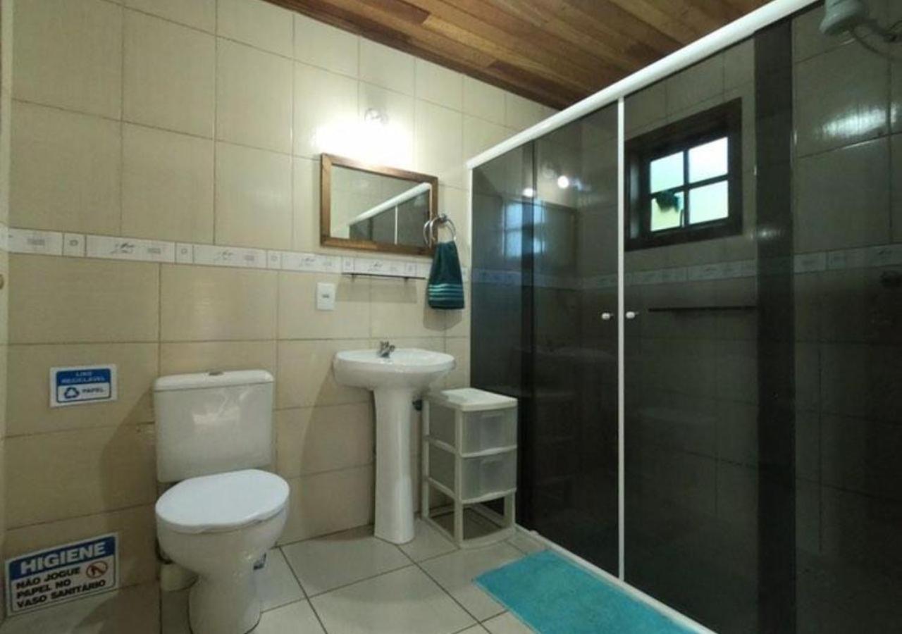 Bunk Bed in Female Dormitory Room   photo 3