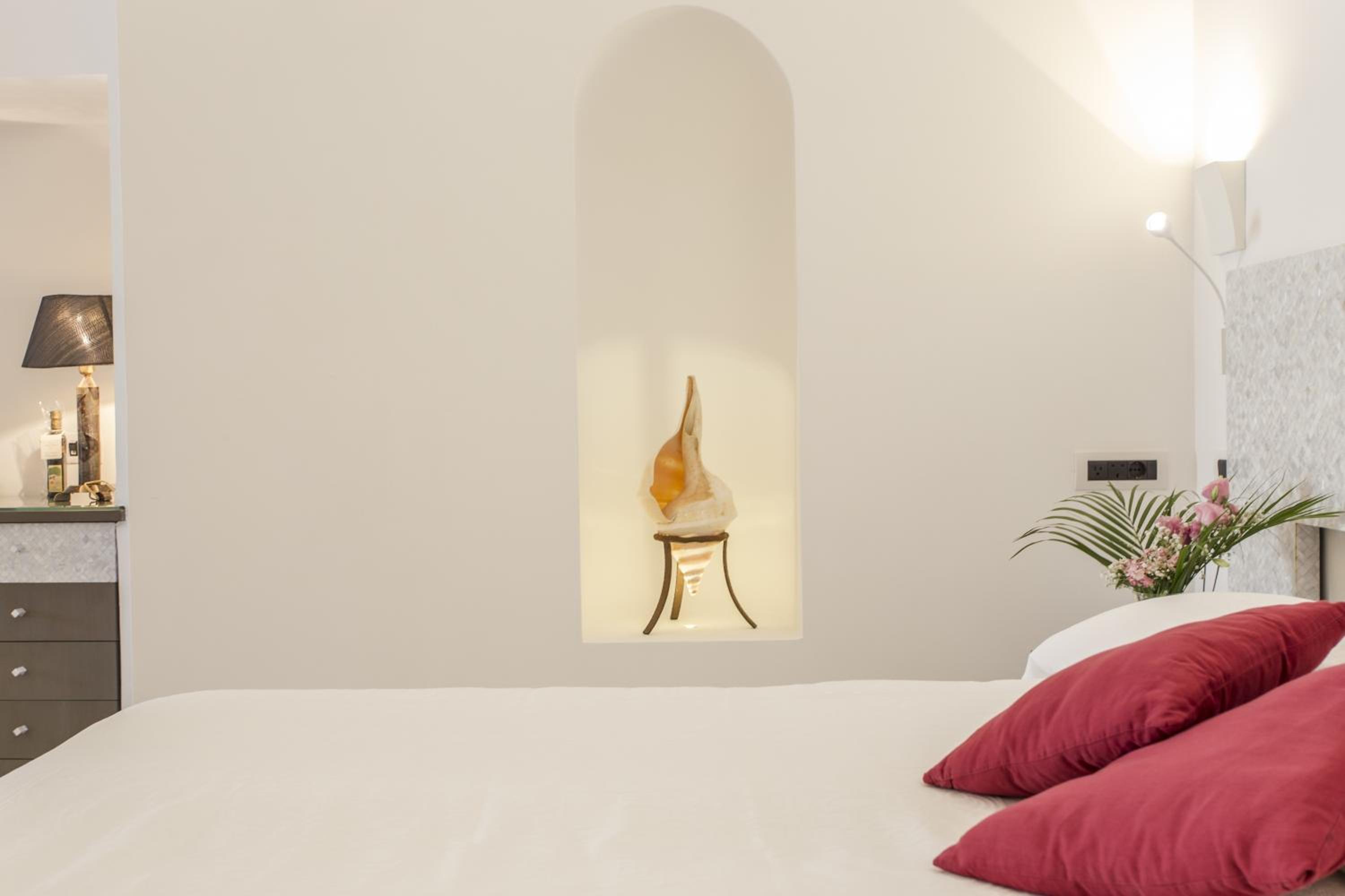 Suite - Photo 2