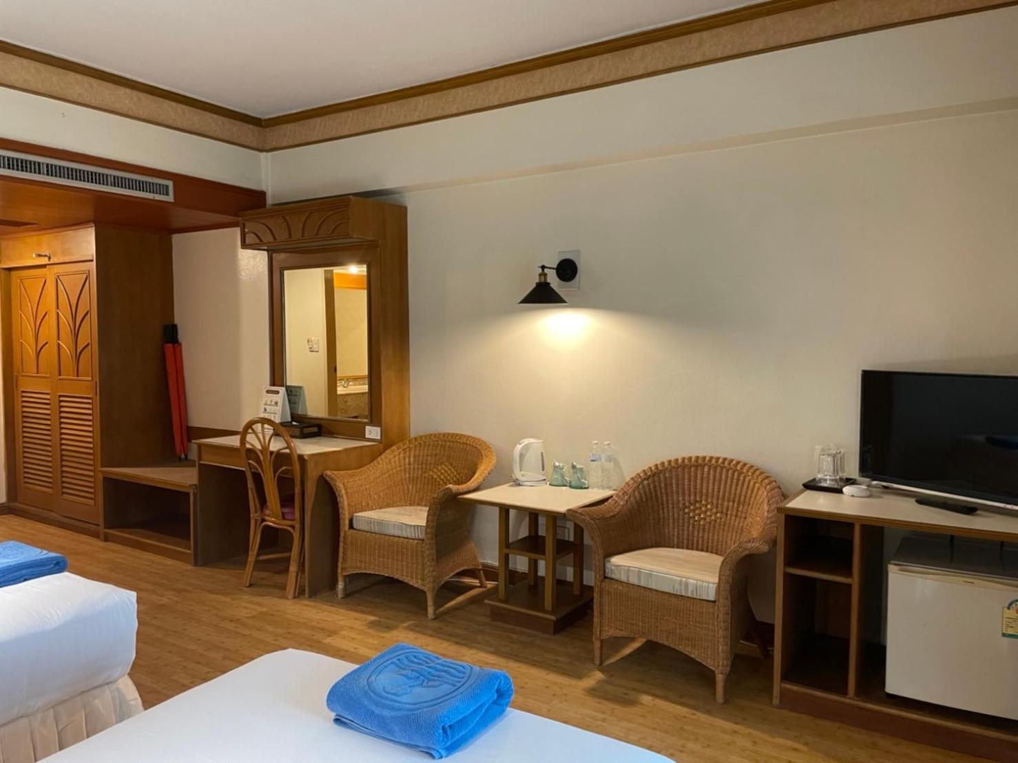 Deluxe Double or Twin Room with Balcony photo 1