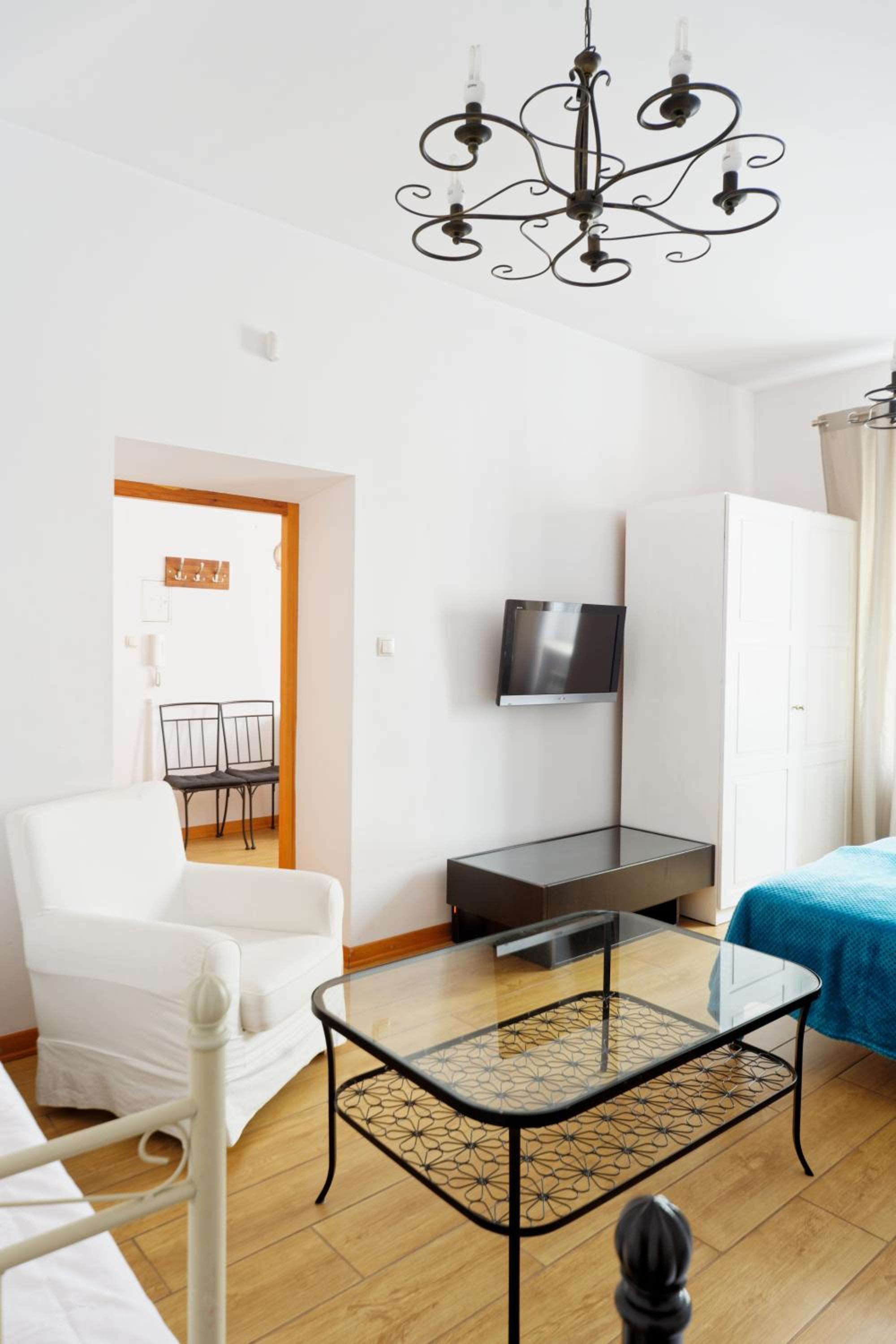 Apartment - Photo 5