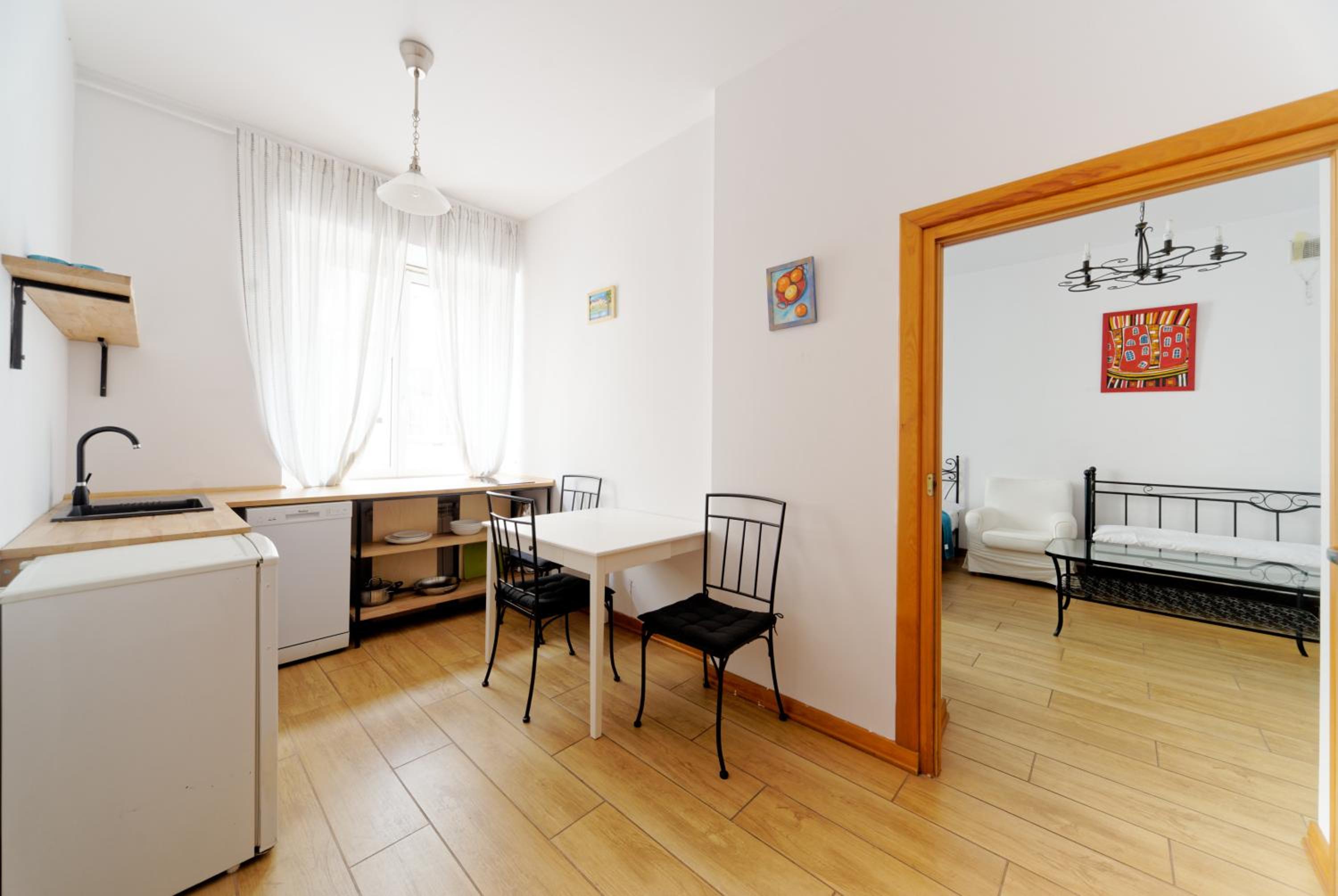 Apartment - Photo 8