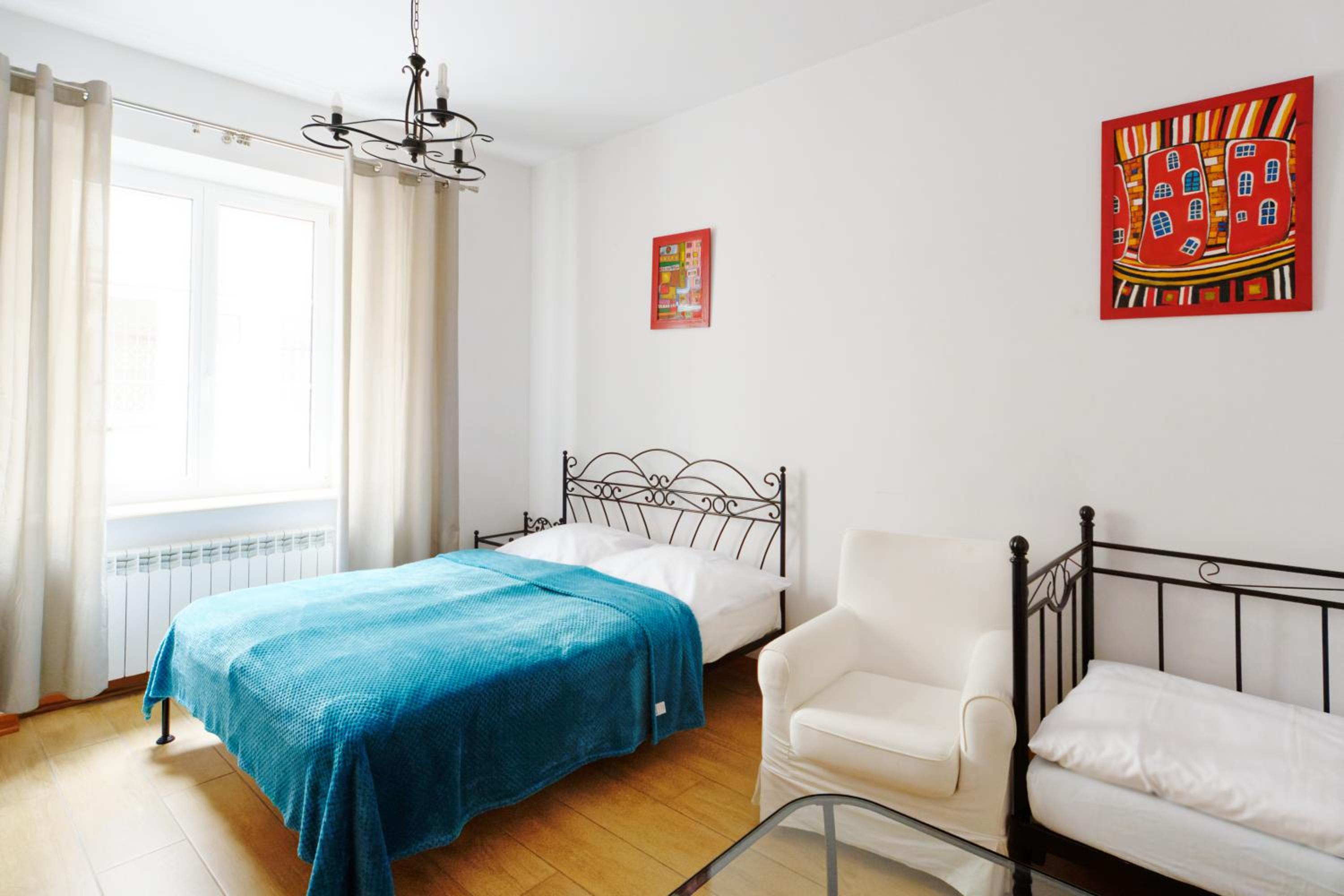 Apartment - Photo 4