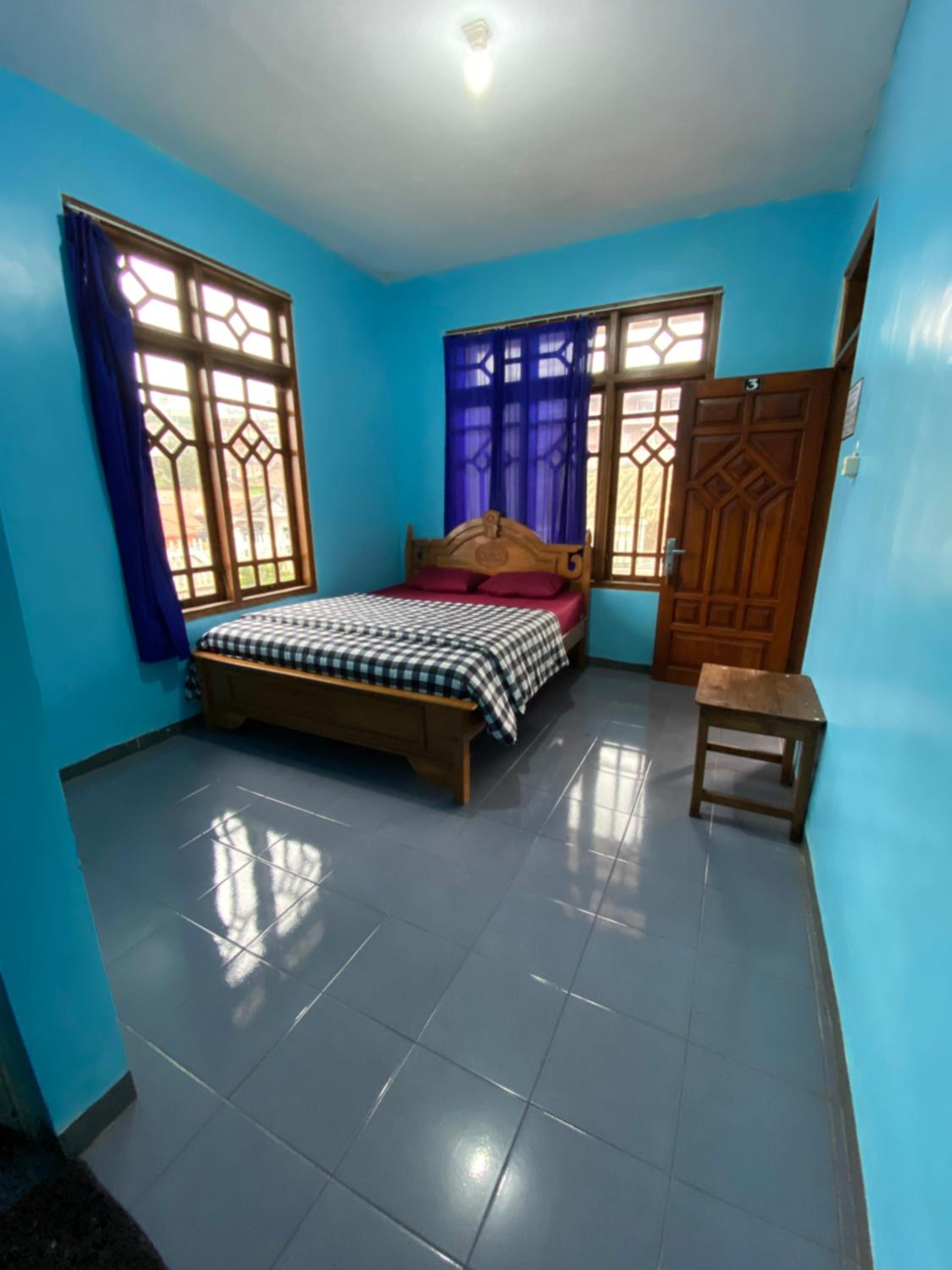 Standard Double Room - Photo 7