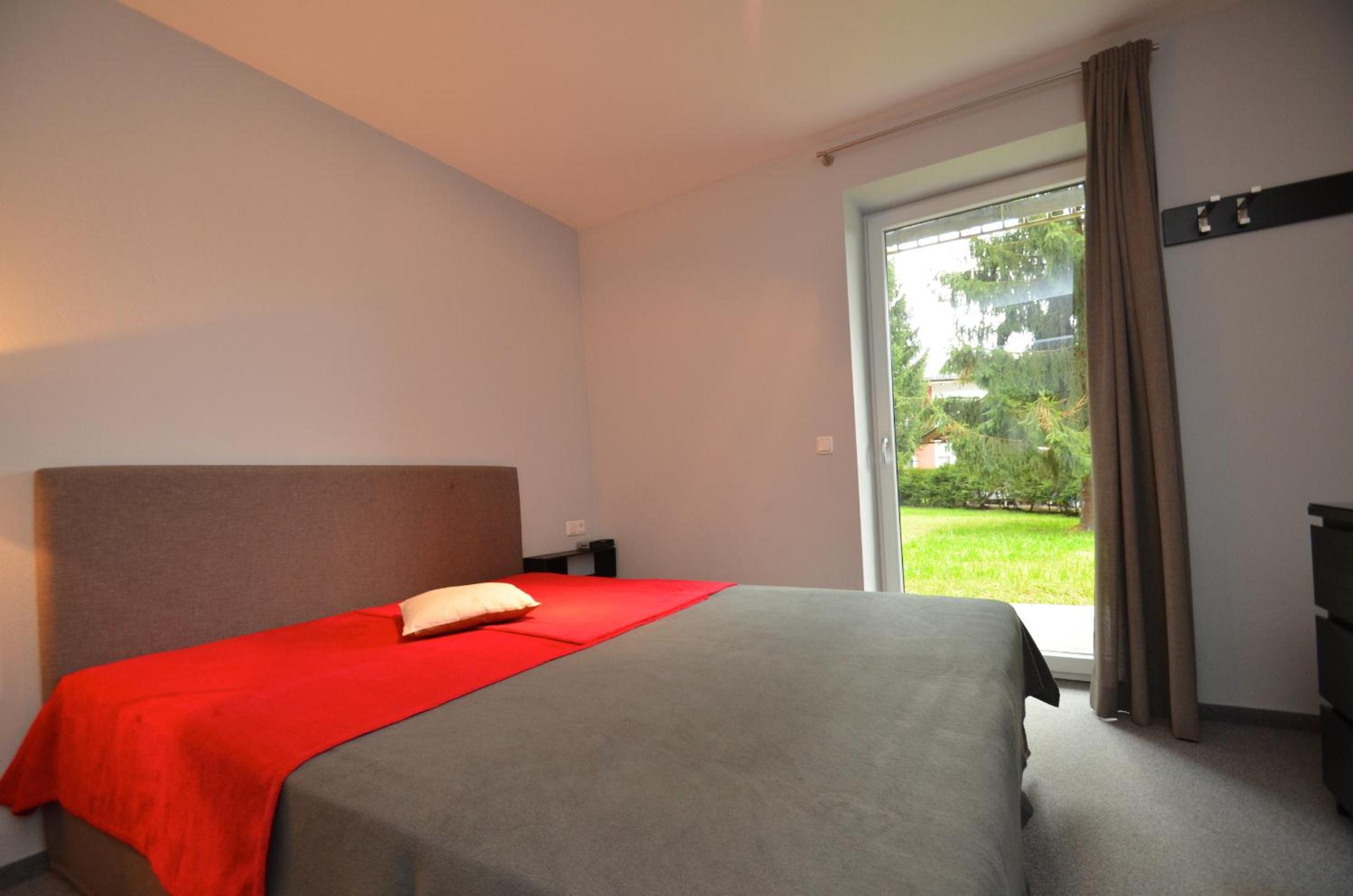 Top 1 - One-Bedroom Apartment with Terrace photo 1