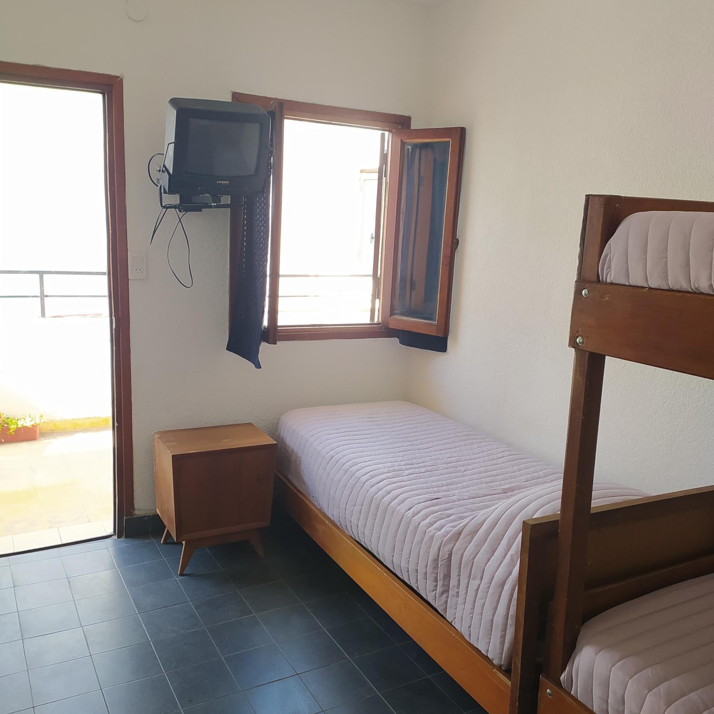 Basic Triple Room