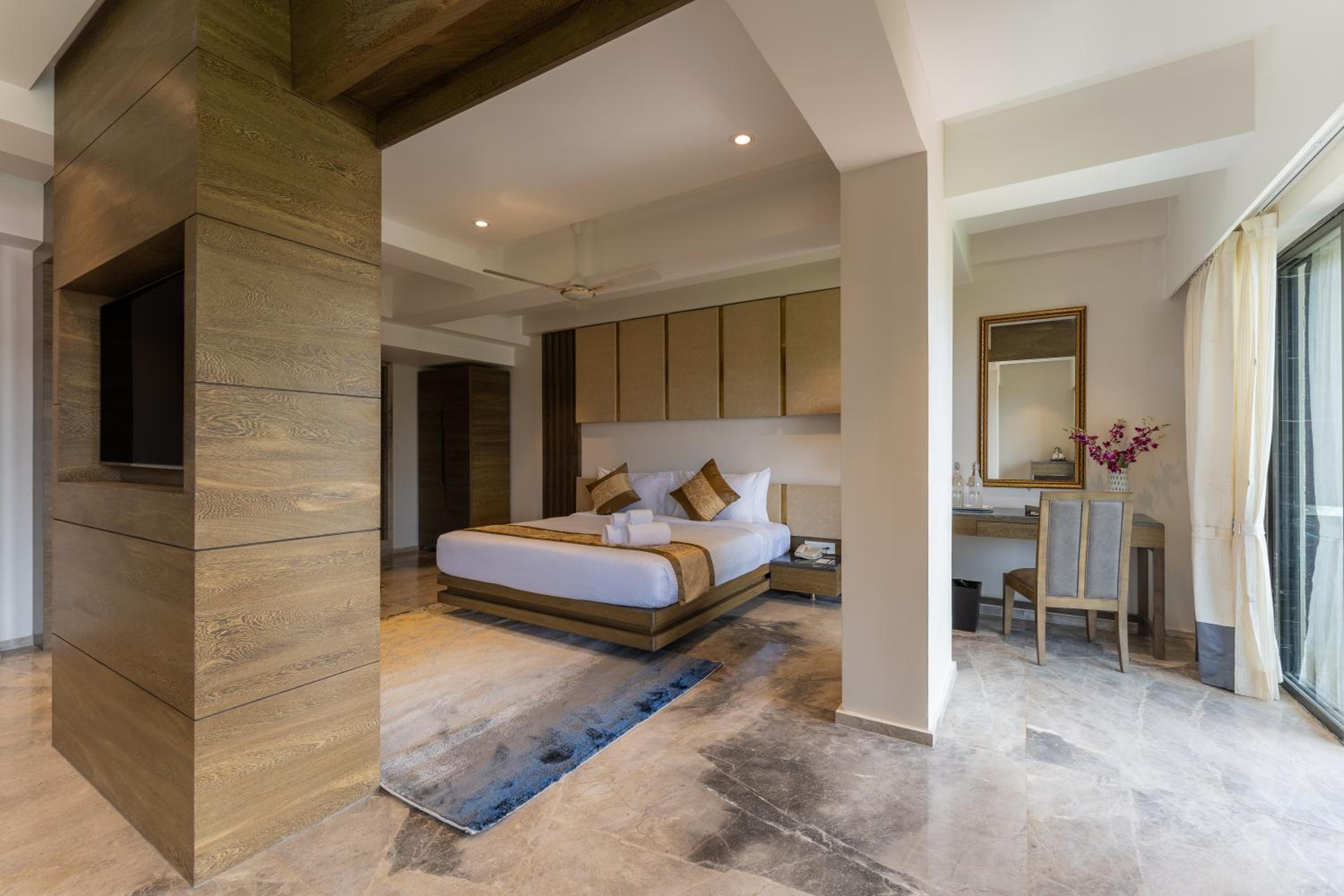 Imperial Suite - Photo 4