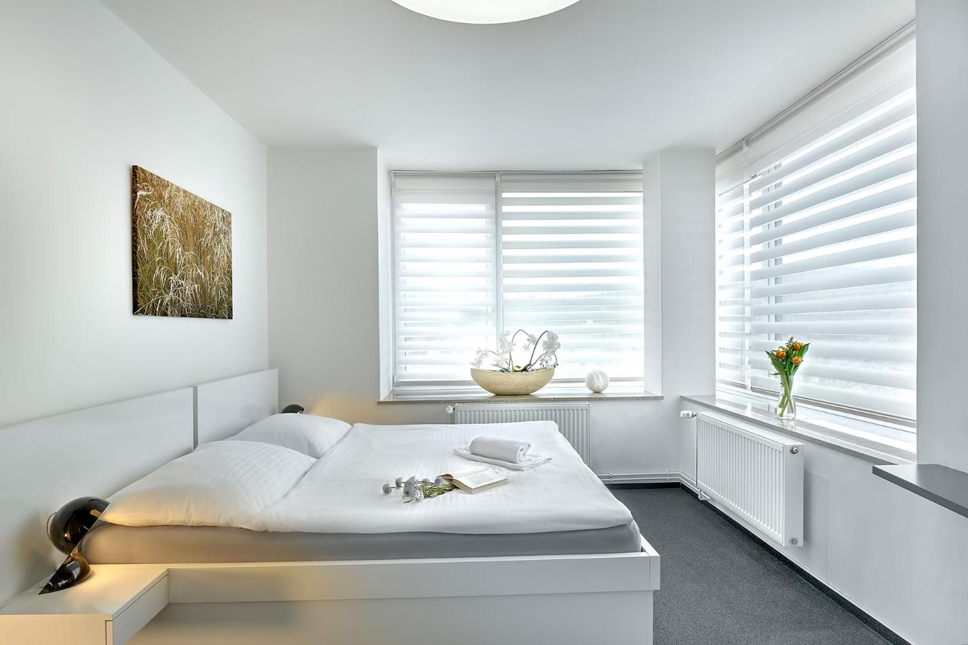 Standard King Room photo 1