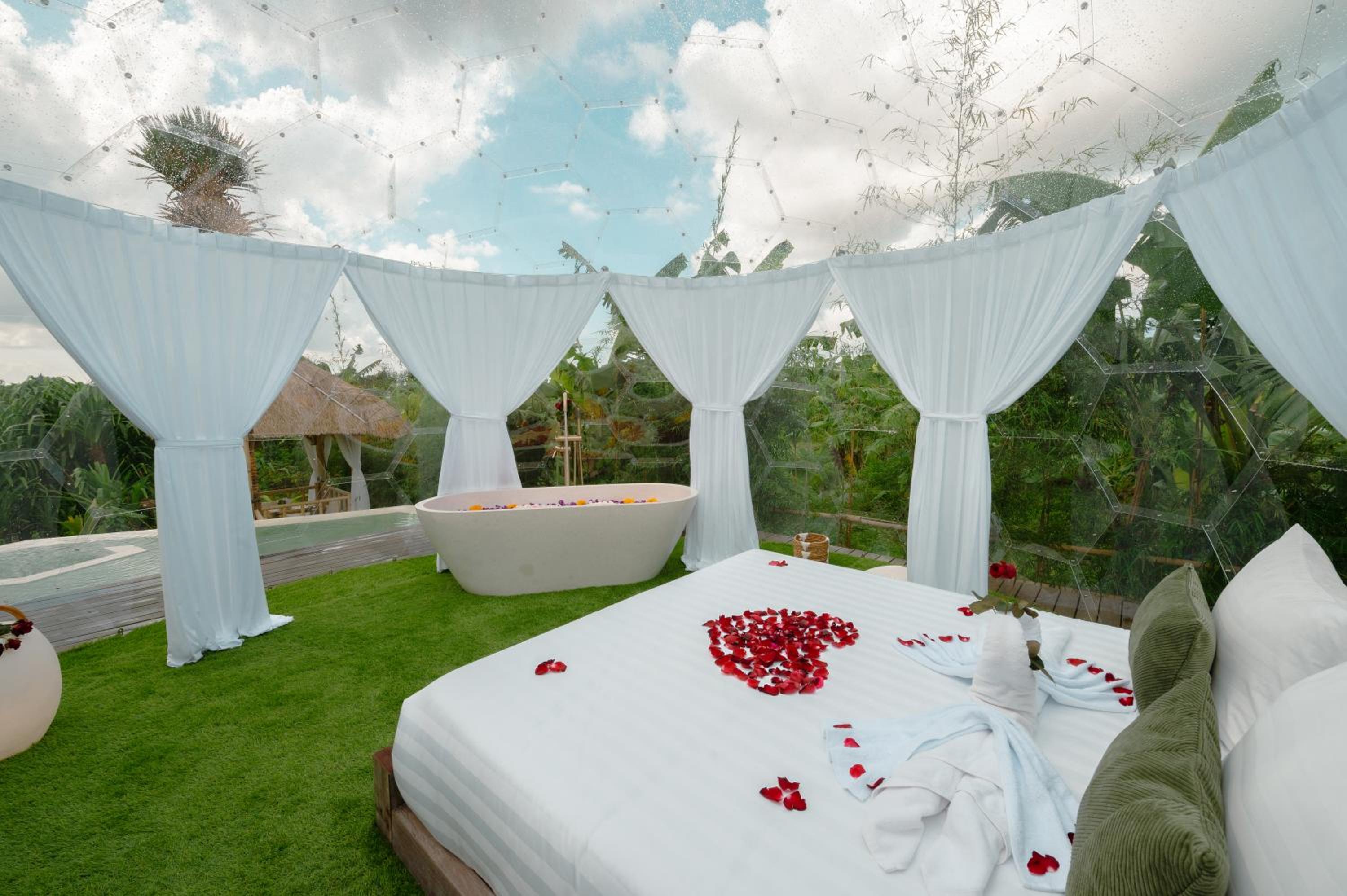 Villa photo 3