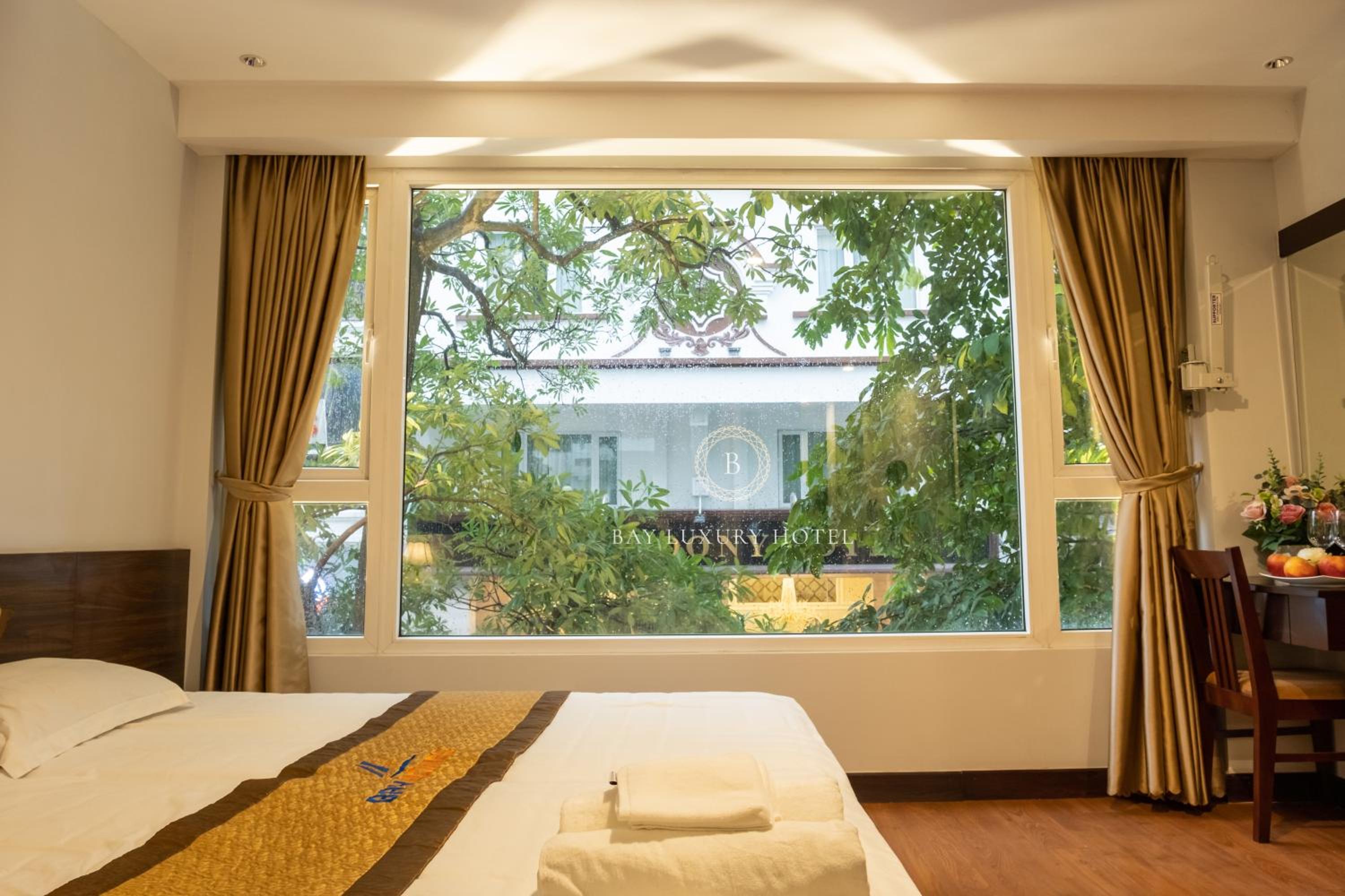 King Room with Garden View