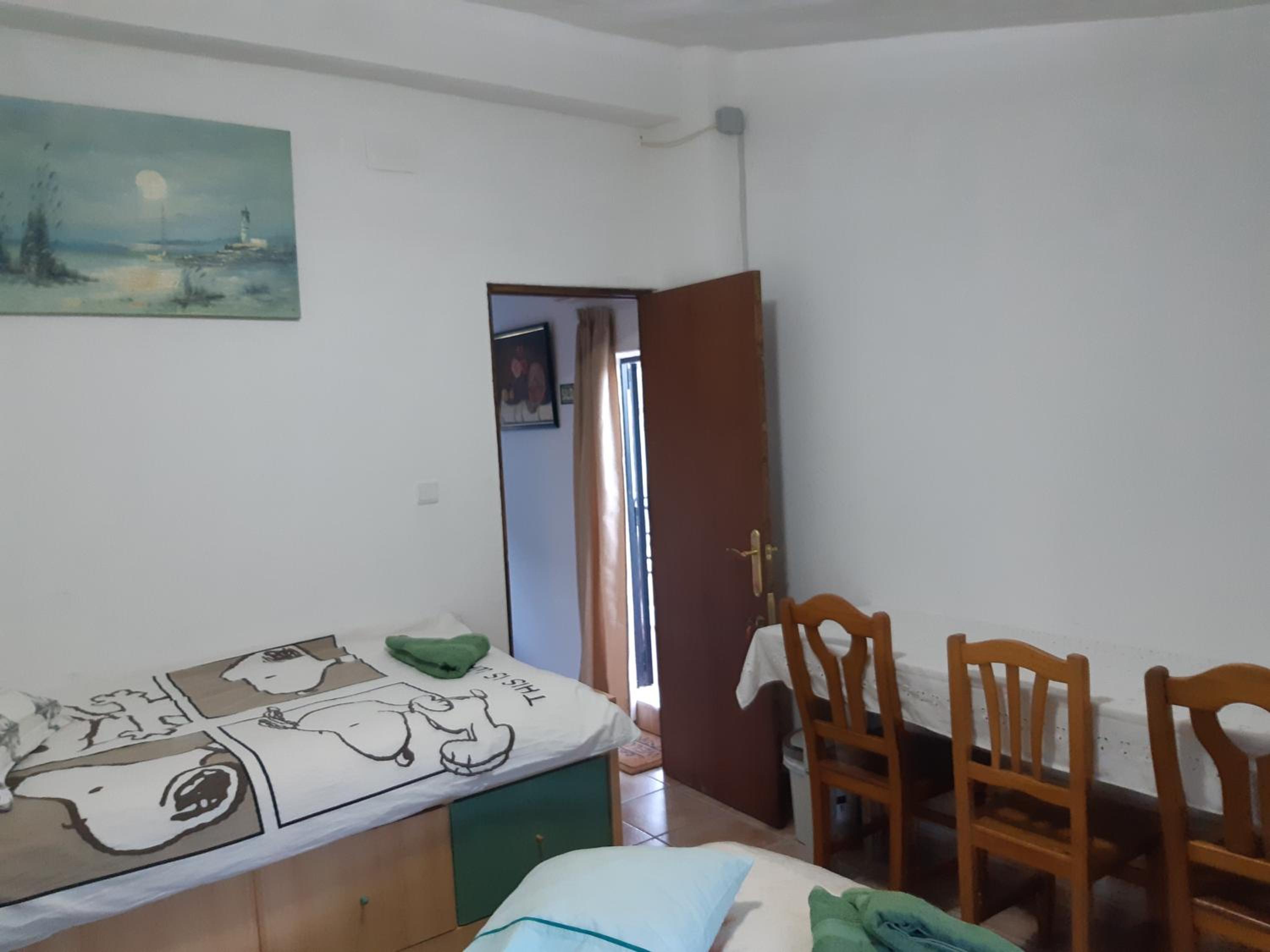 Standard Family Room photo 2