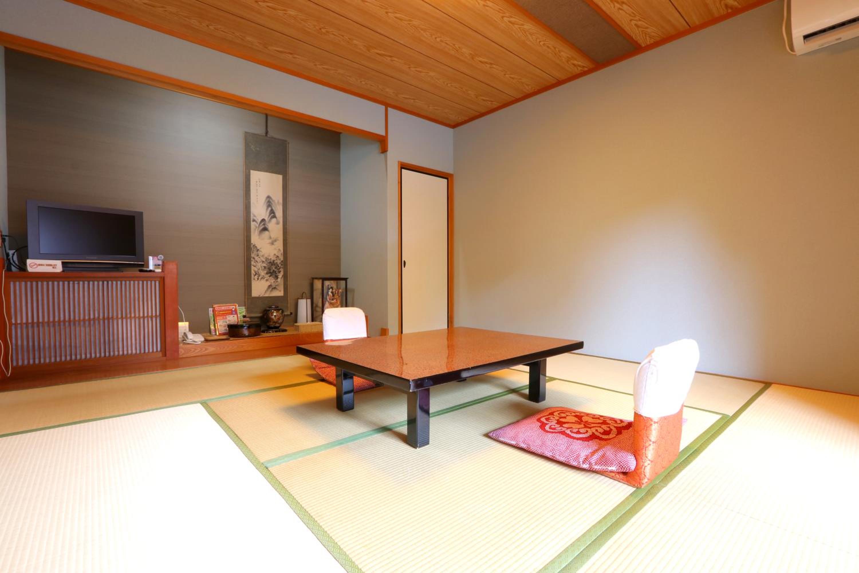 Japanese-Style Room photo 2