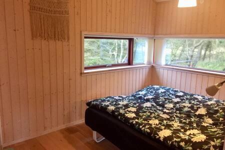 Three-Bedroom House photo 1
