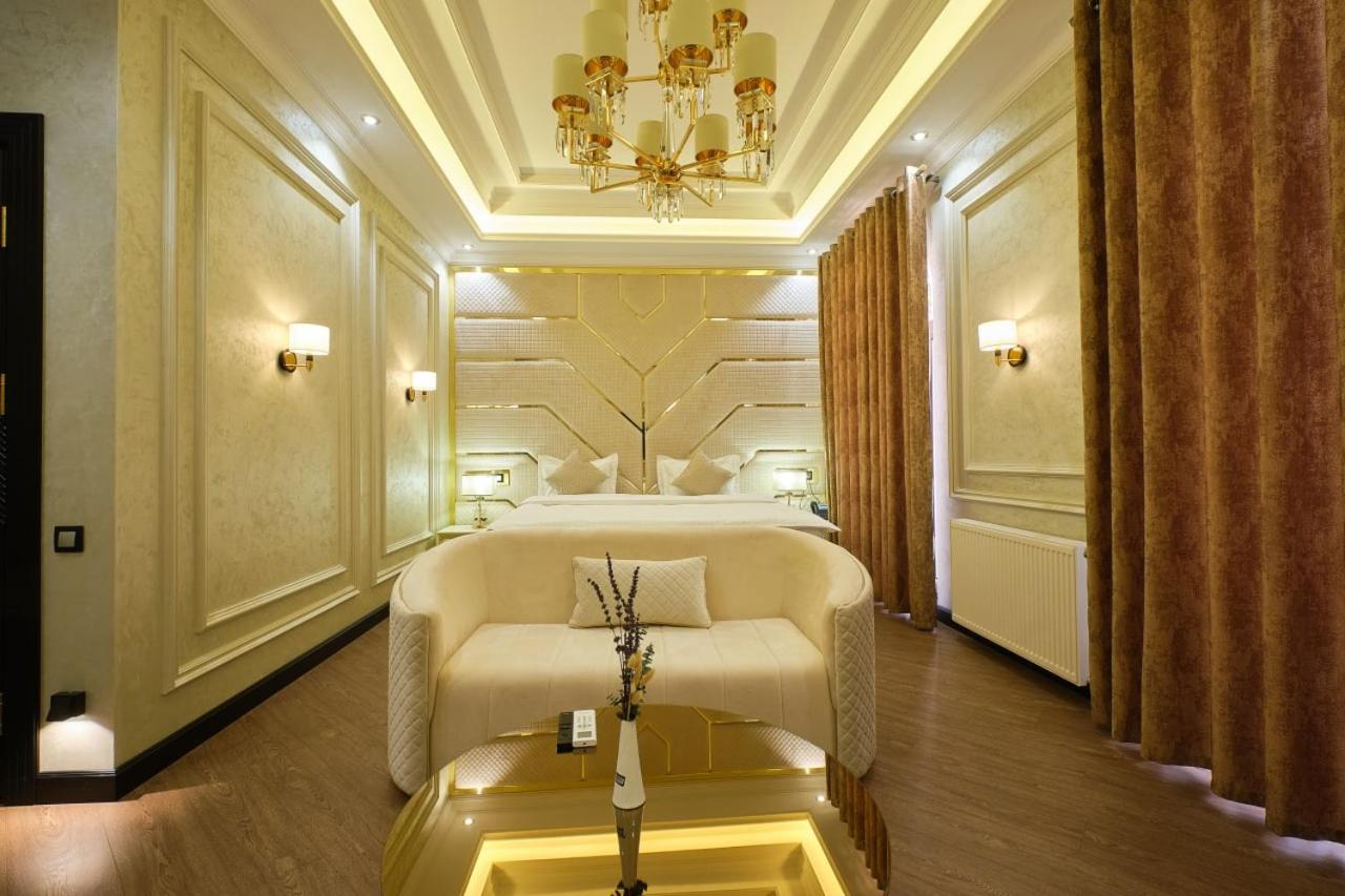 Suite - Photo 4