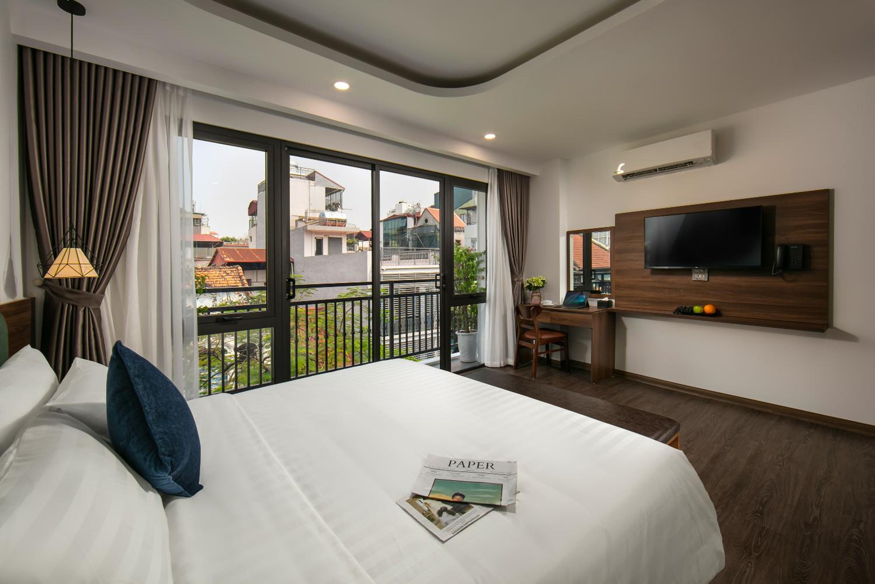 Junior Suite with Balcony