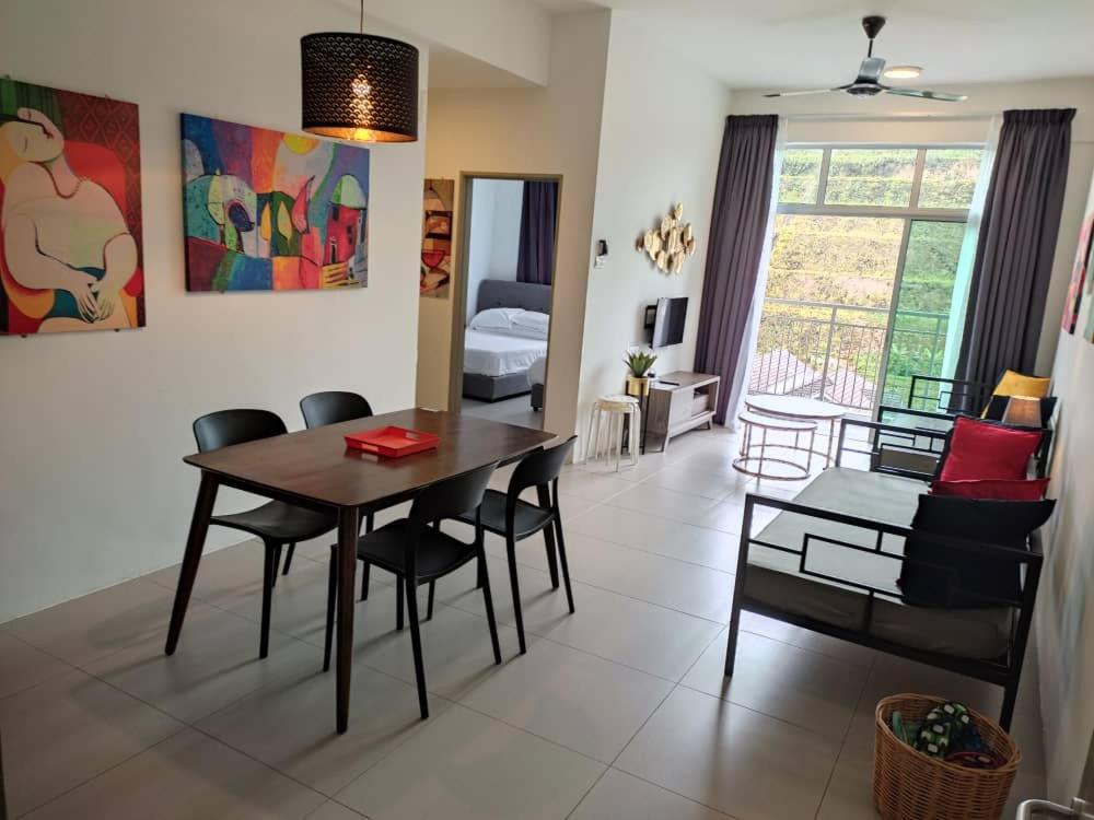 Apartment with Mountain View photo 1