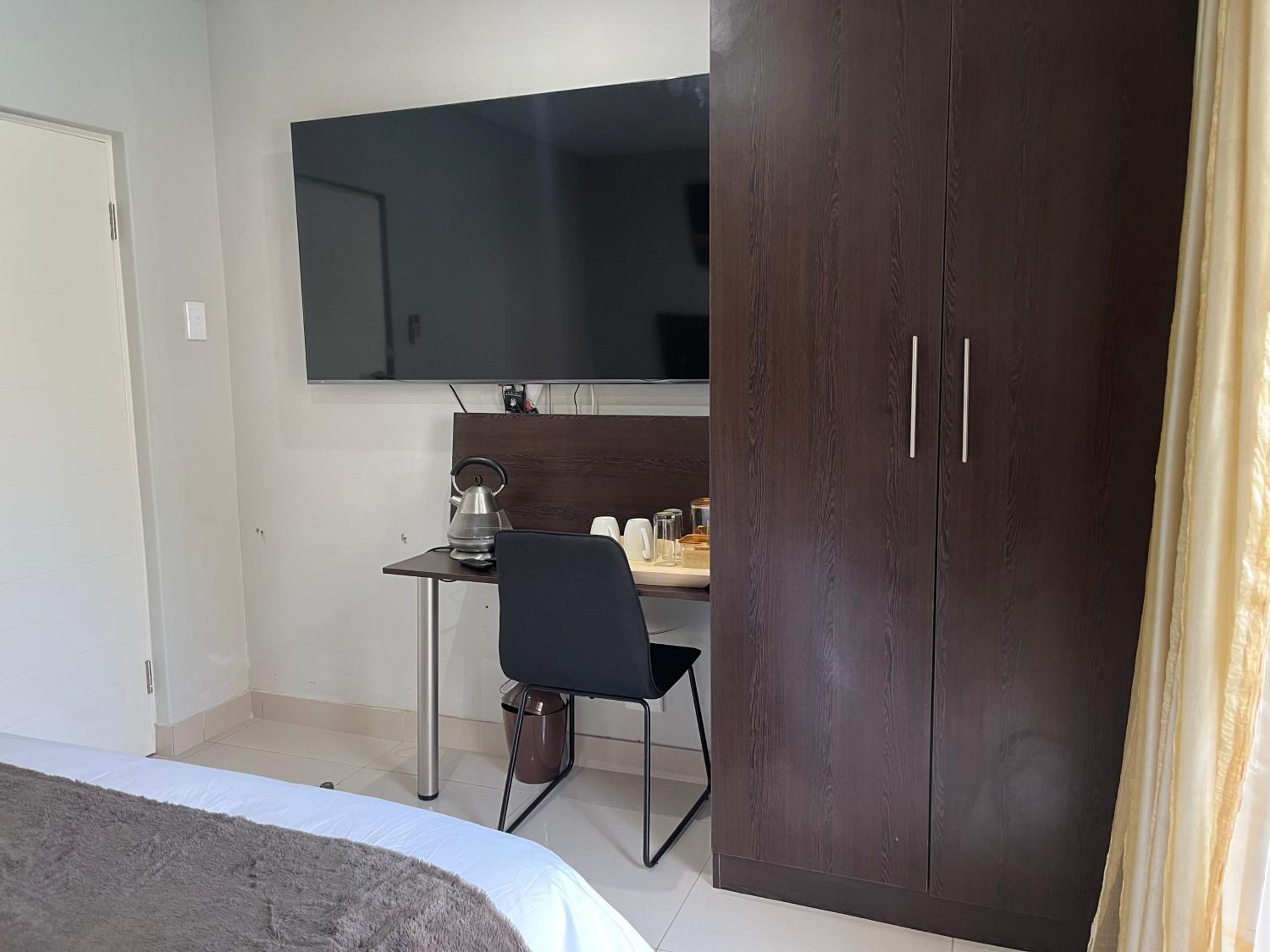 Family Suite - Photo 1