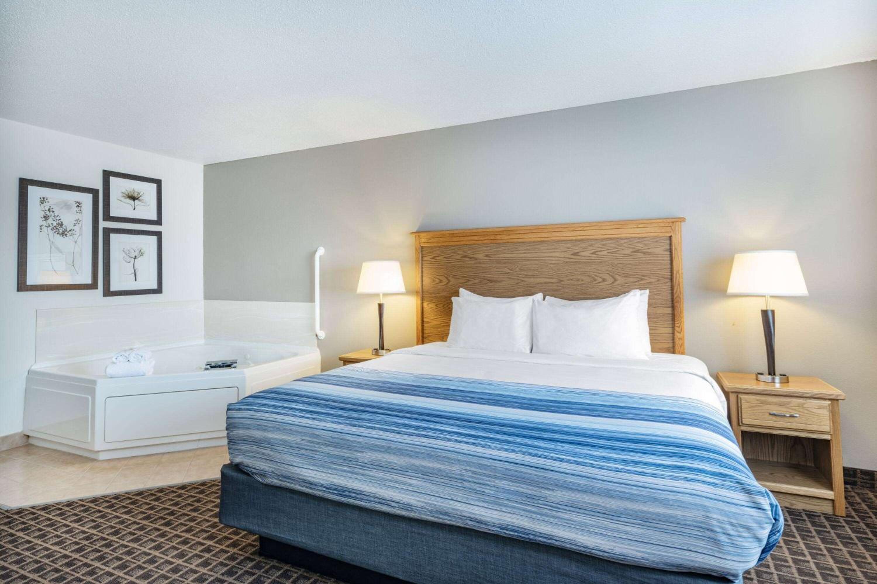 King Executive Suite - Non-Smoking - Photo 2