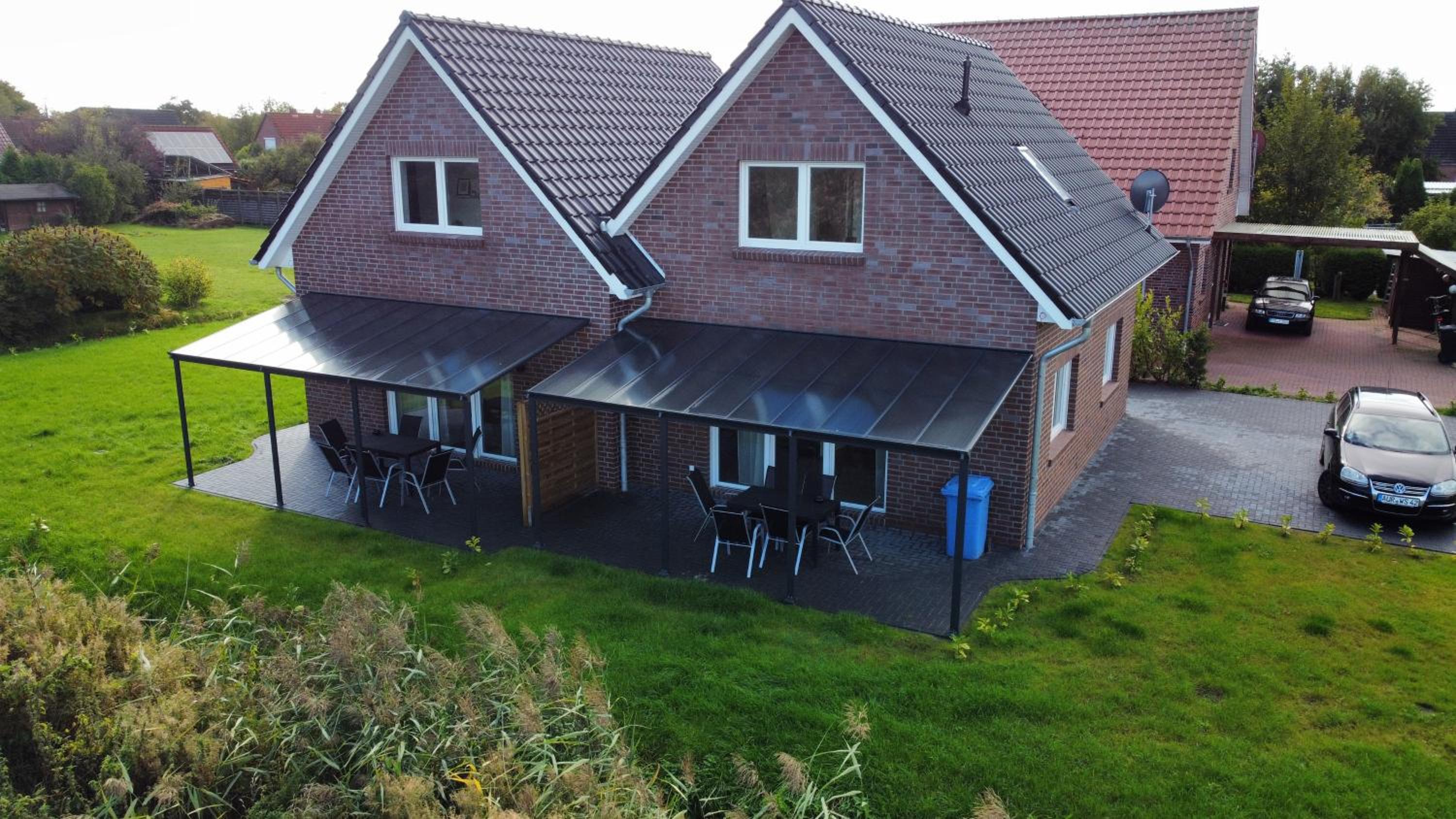 Two-Bedroom House - Photo 16