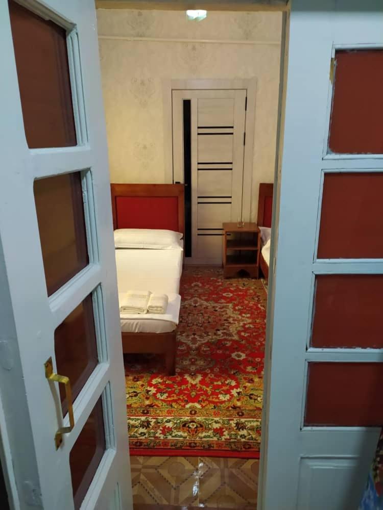 Twin Room with Shower photo 2