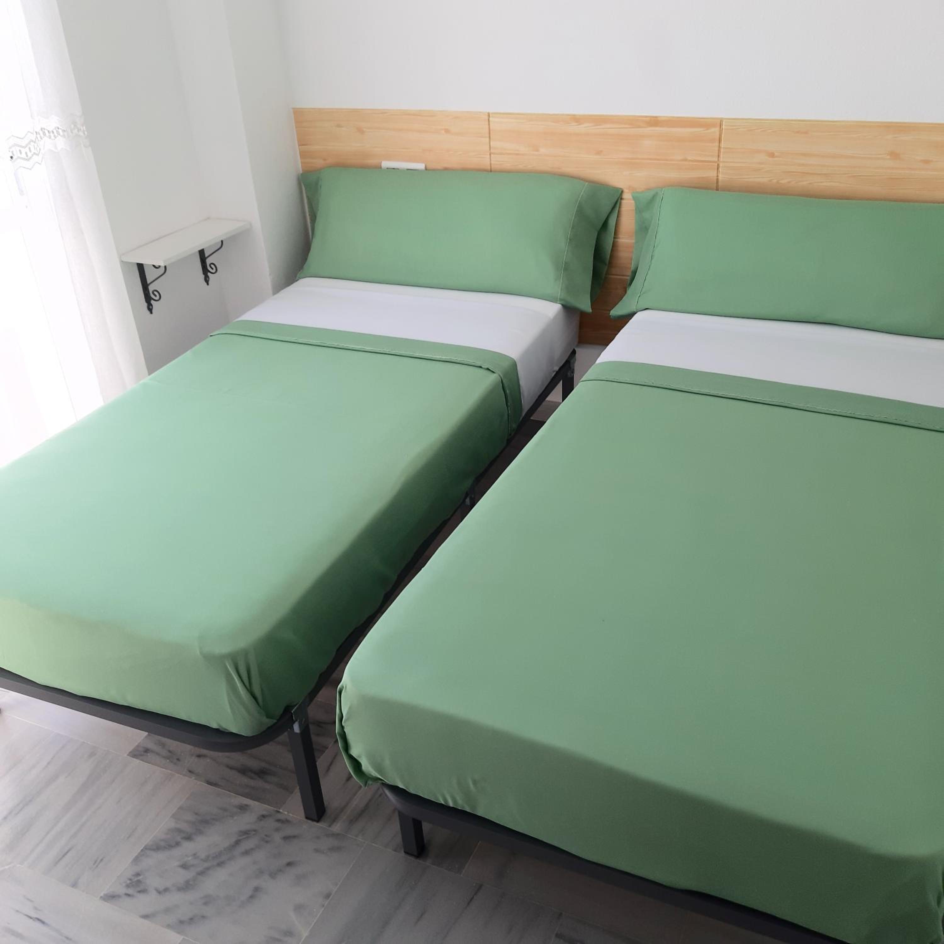 Habitación Doble con Balcón y Vista al Mar