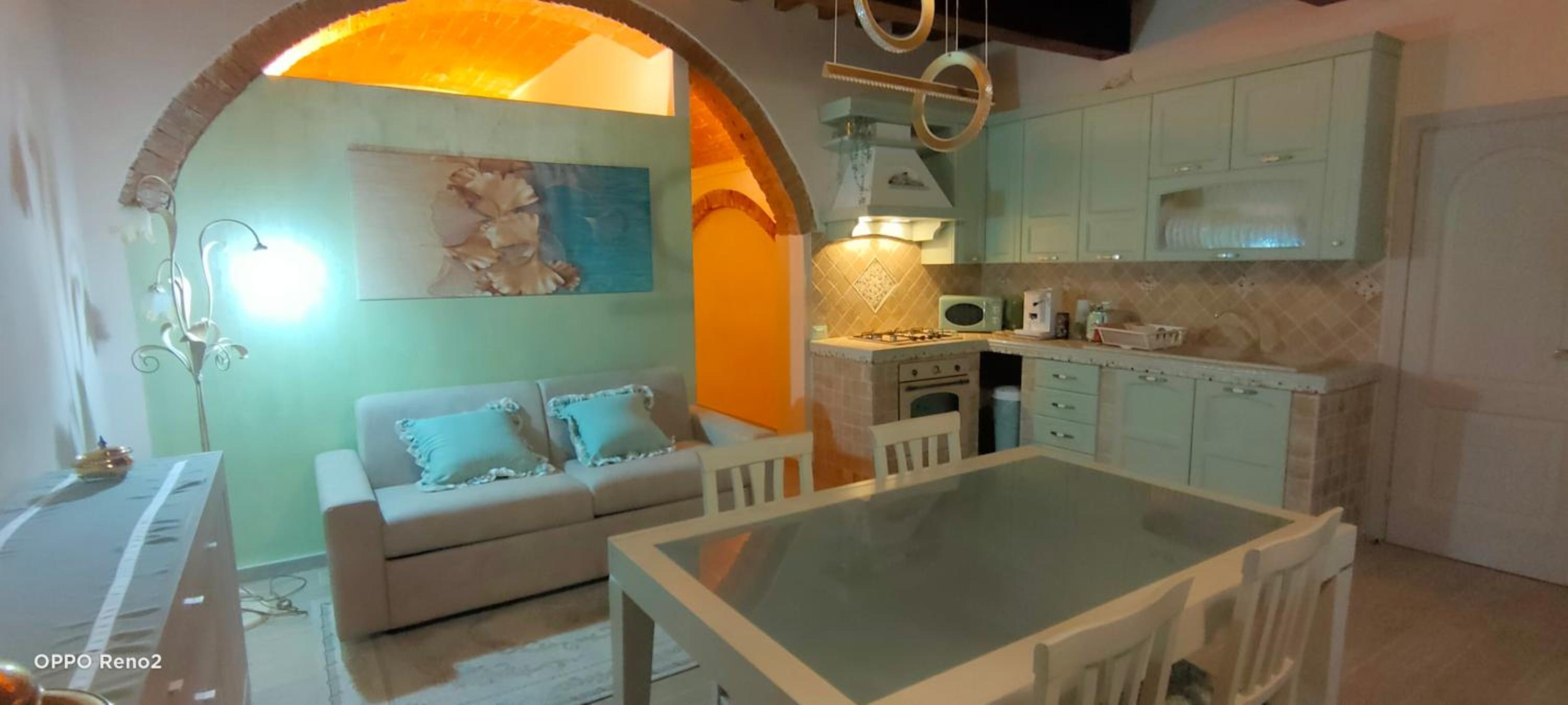 Standard Suite - Photo 8