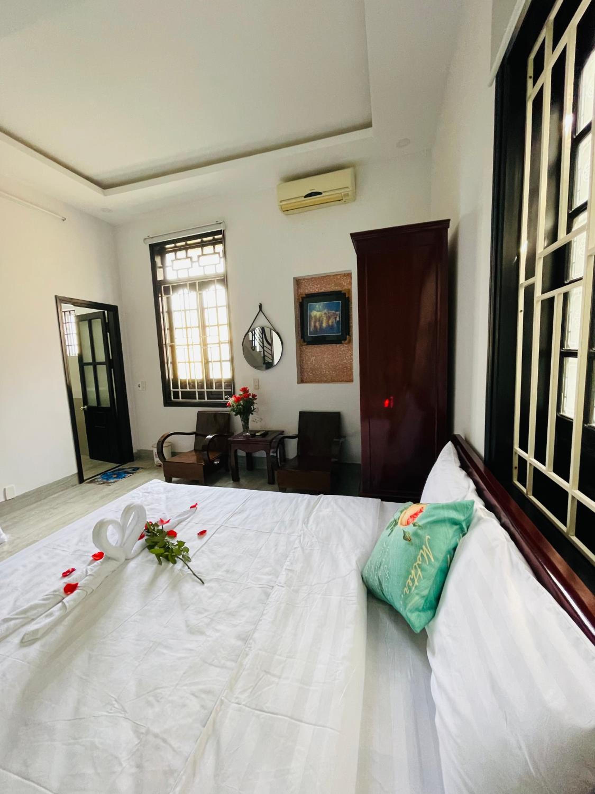 Quadruple Room with Private Bathroom photo 1