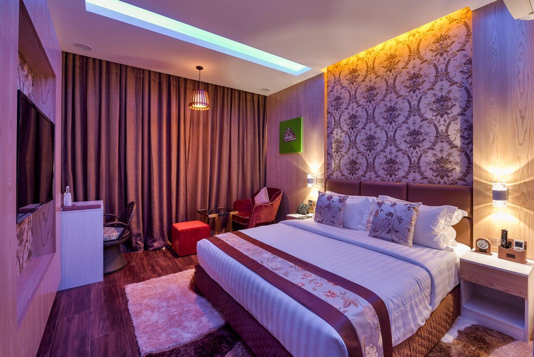 Deluxe Double Room with Balcony and Sea View (Free Return Airport Transfer and 10% off on Food & Beverage)