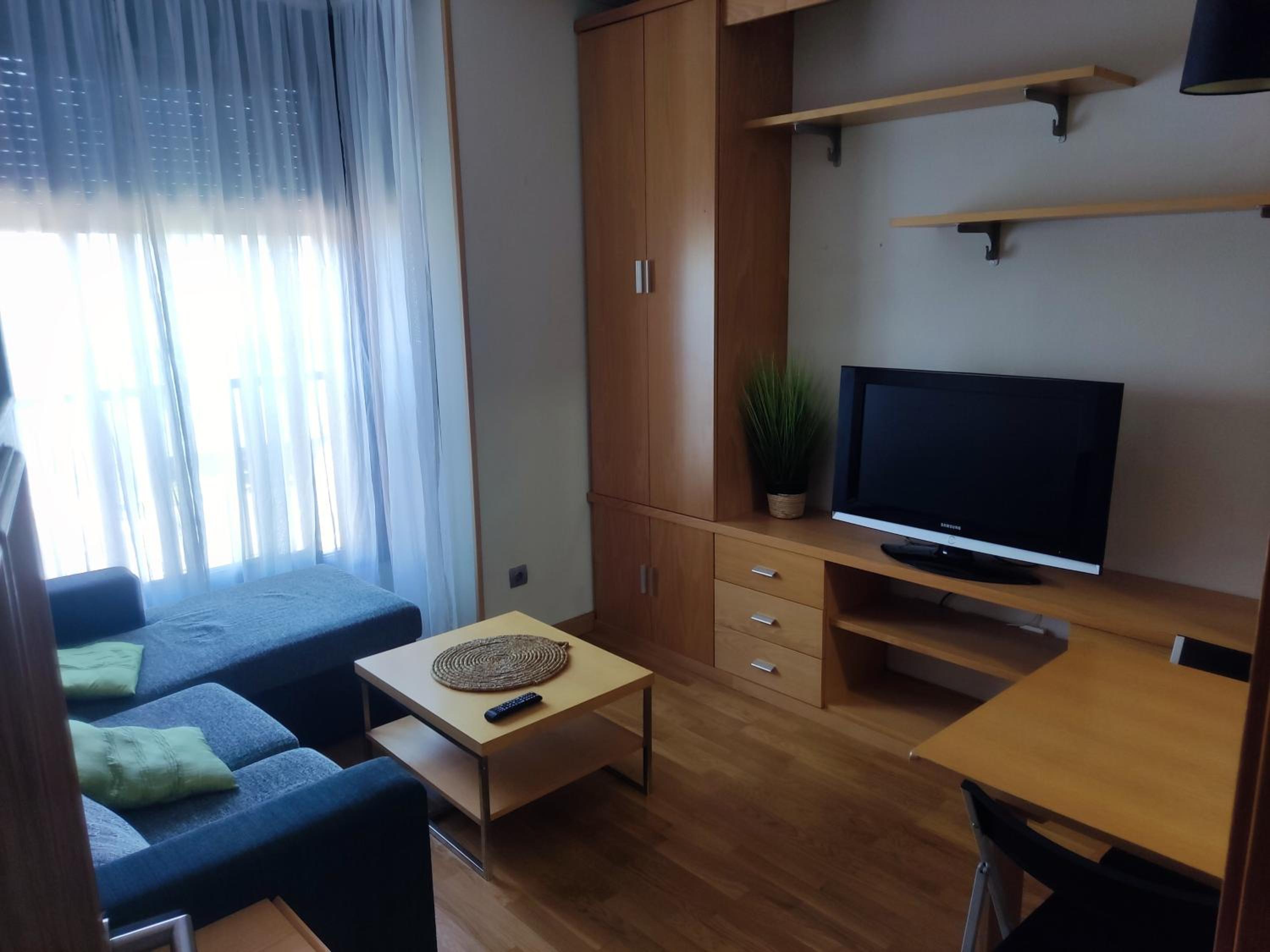 One-Bedroom Apartment photo 2