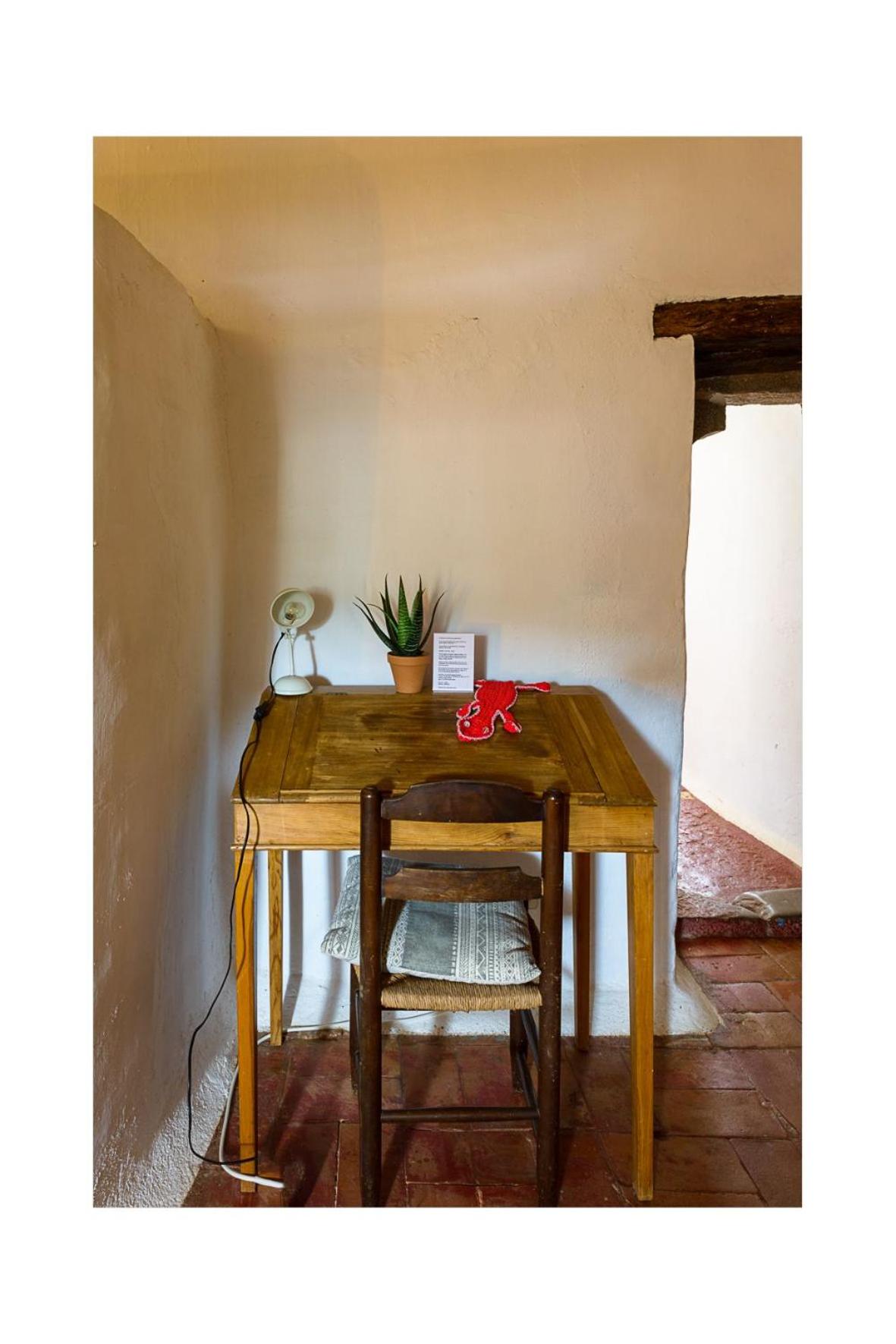 Double Room with Private Bathroom - Photo 4